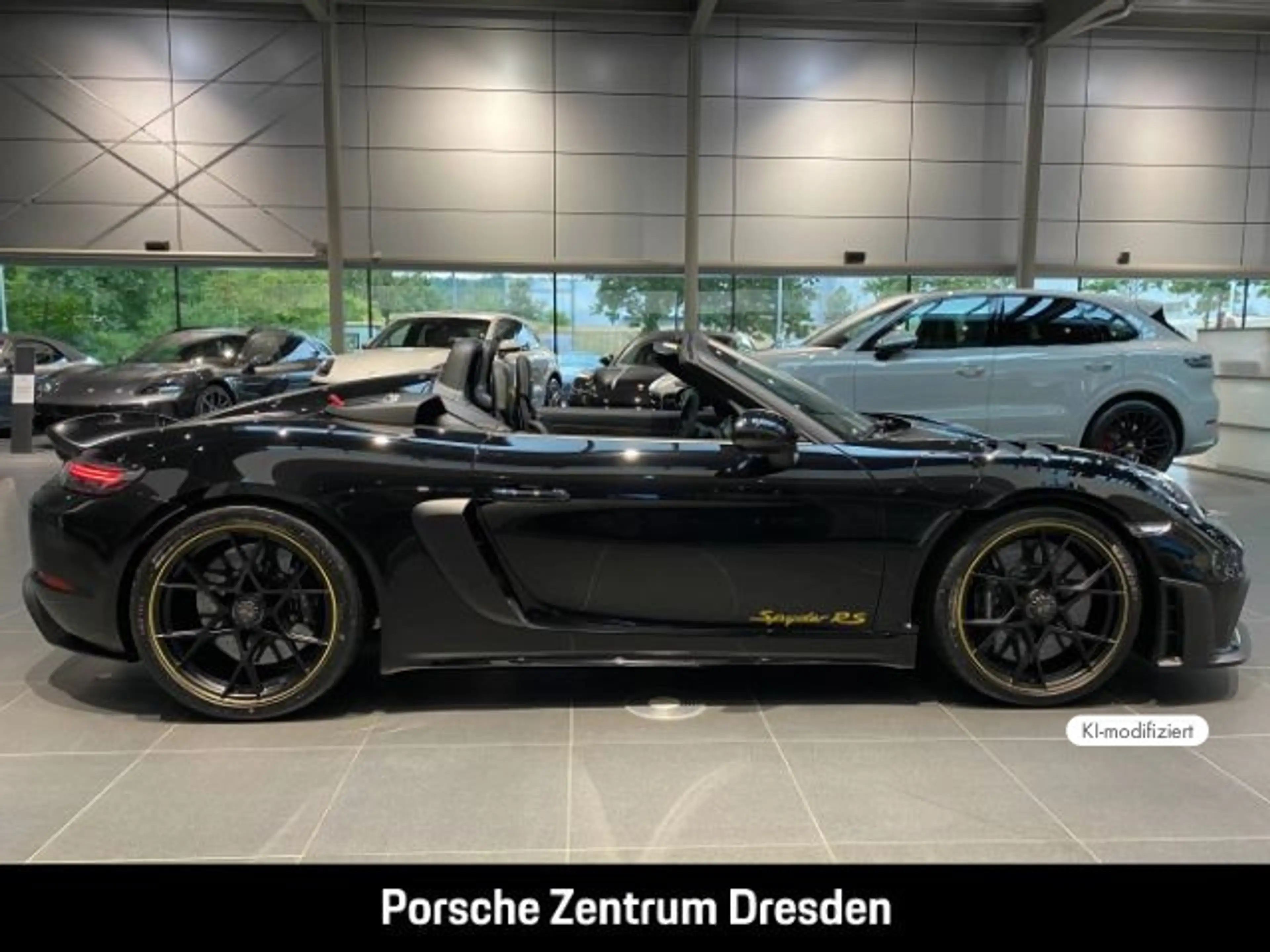 Porsche 718 Spyder RS — photo 15