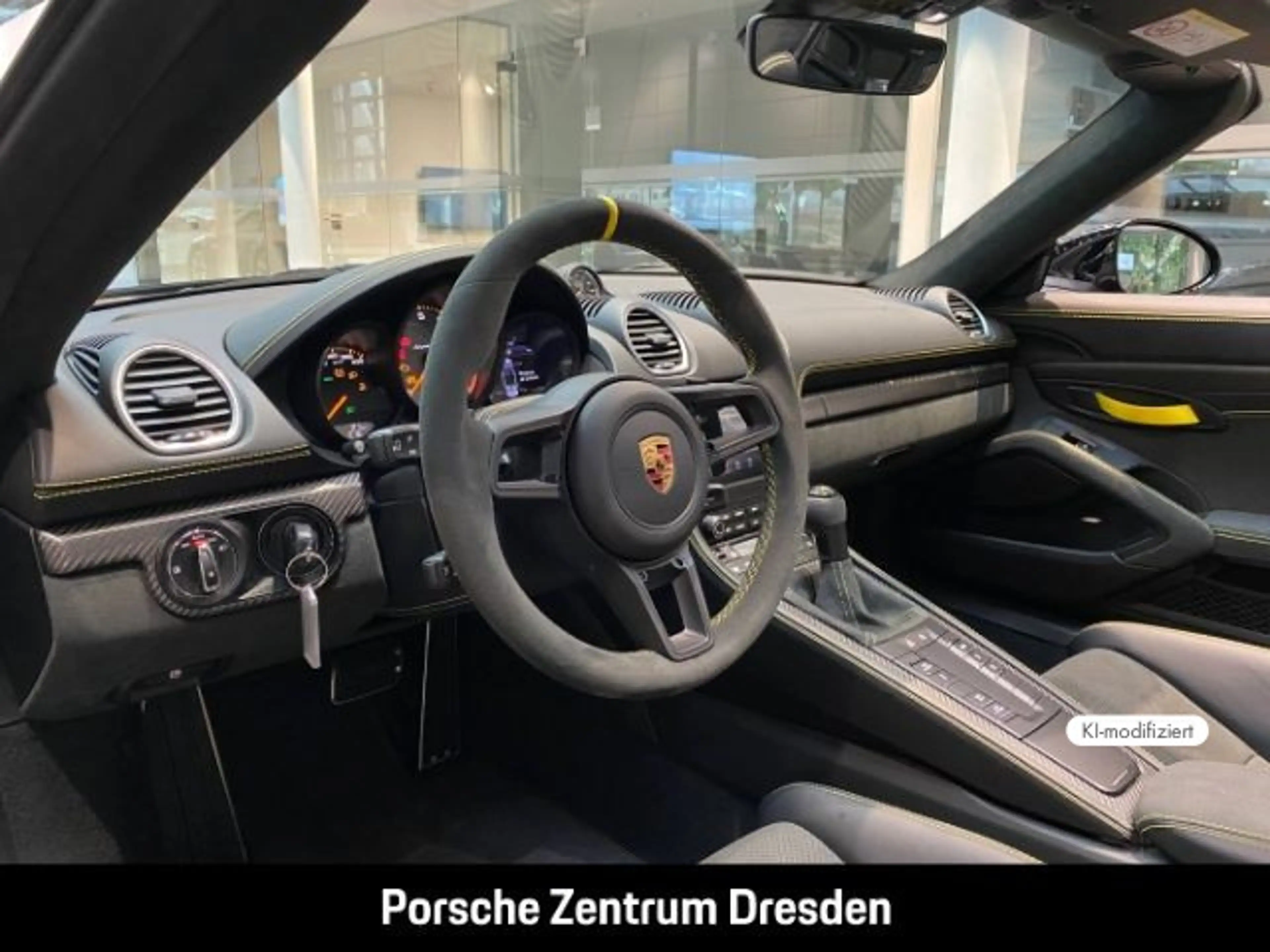 Porsche 718 Spyder RS — photo 4