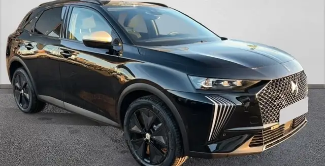 DS Automobiles DS 7 Crossback view 2