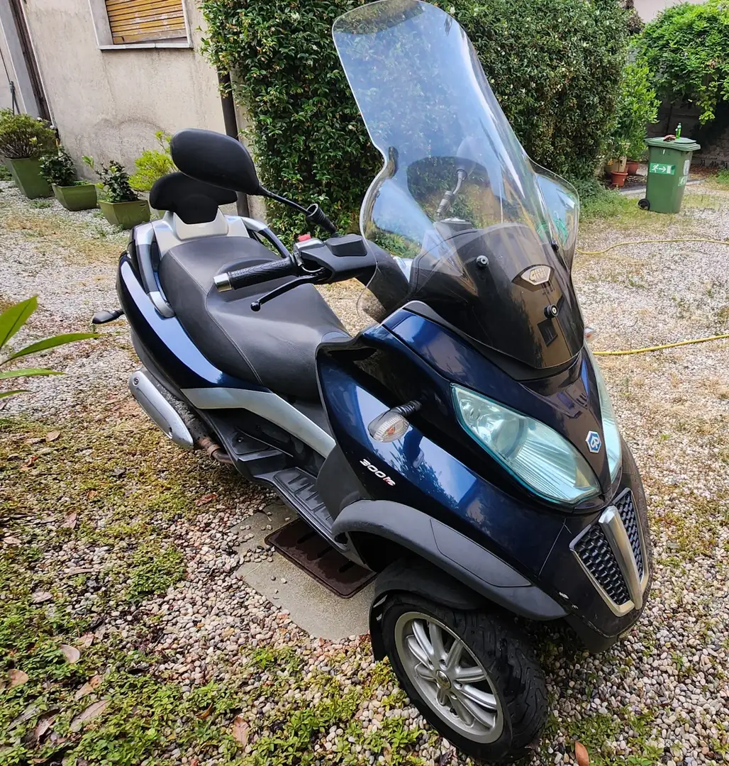 Piaggio MP3 LT Blau - 1
