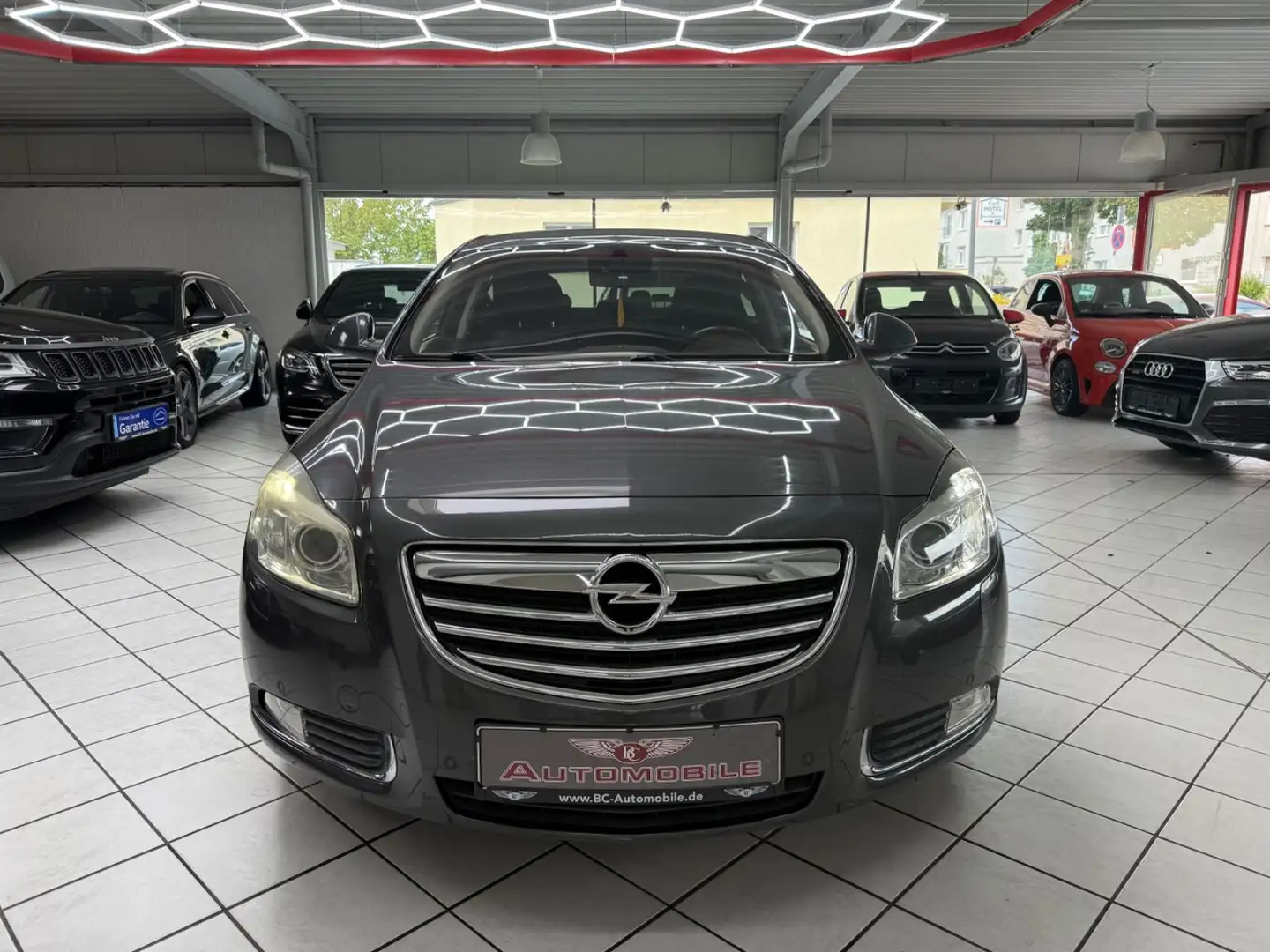 Opel Insignia A Lim. Sport 4x4 PDC NAVI AHK XENON Grau - 2