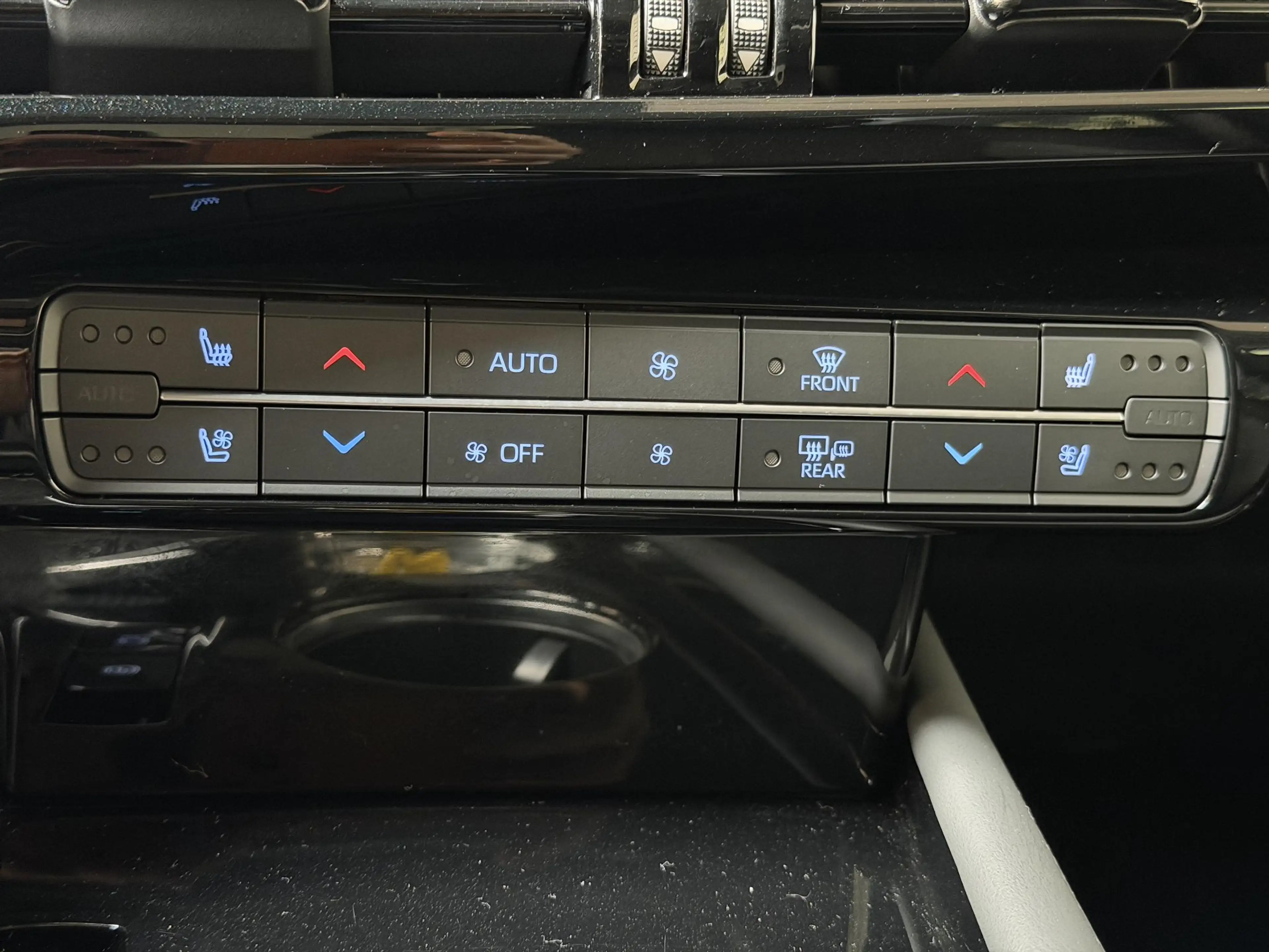Toyota Mirai Prestige Panoramadak Automaat — photo 13