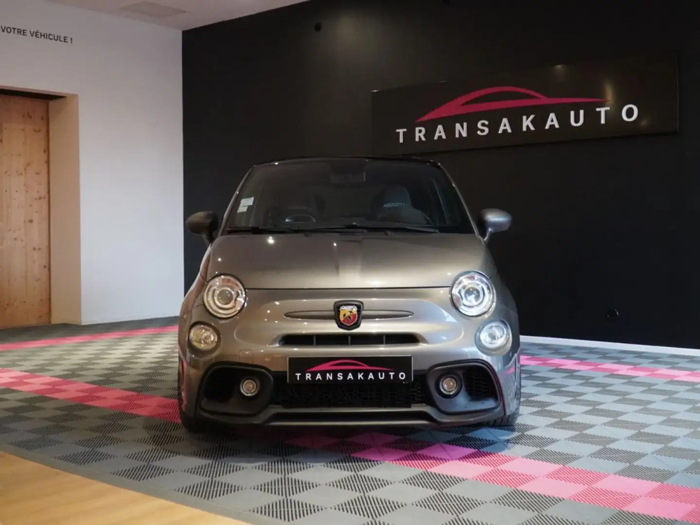Abarth 595 E6D TEMP 1.4 Turbo 16V 180 ch Competizione / Sérié limitée 70ème anniversaire Grijs - 2