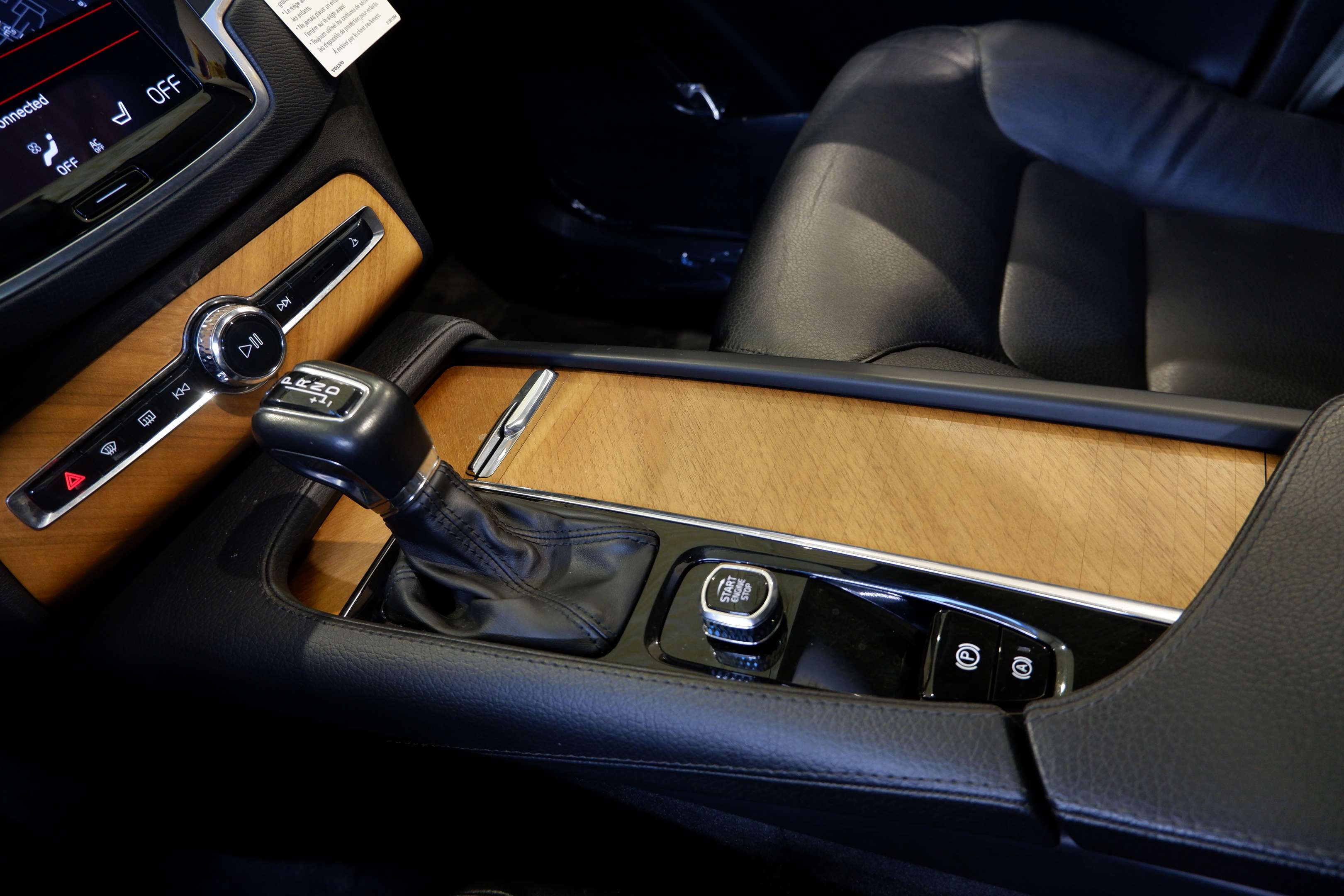 2022 Volvo XC90 T6- POLESTAR- AUTO PILOT,REG VIT ADAP, WINTER PACK thumb 28
