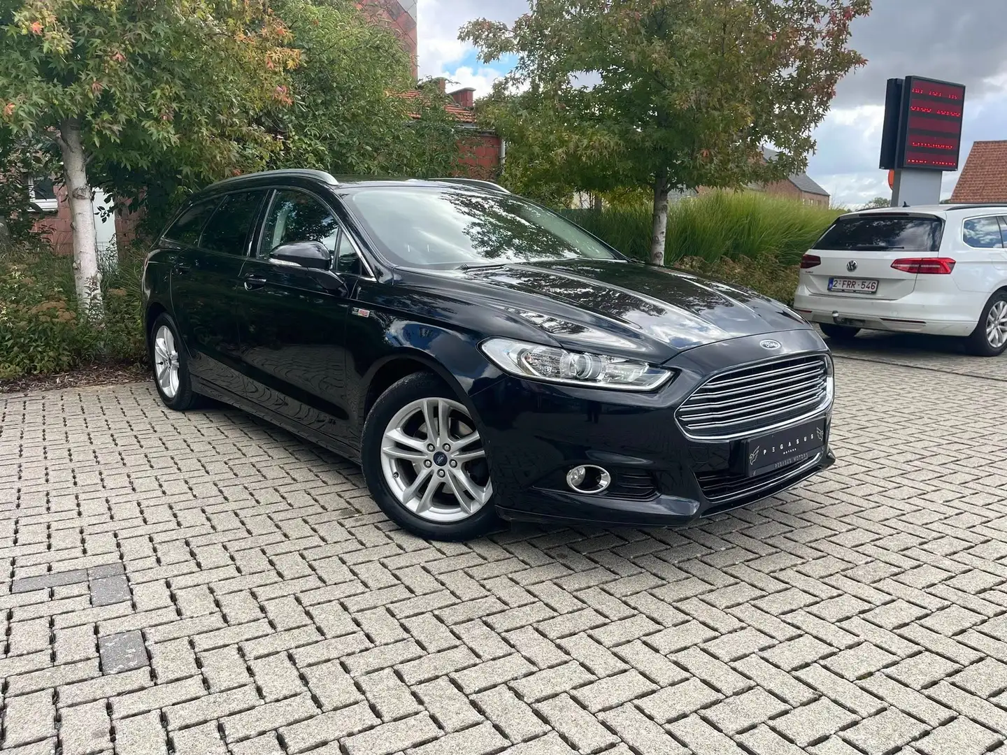 Ford Mondeo 2.0 - 2015/118.000km/Euro 6b - AUTOMAAT Zwart - 2