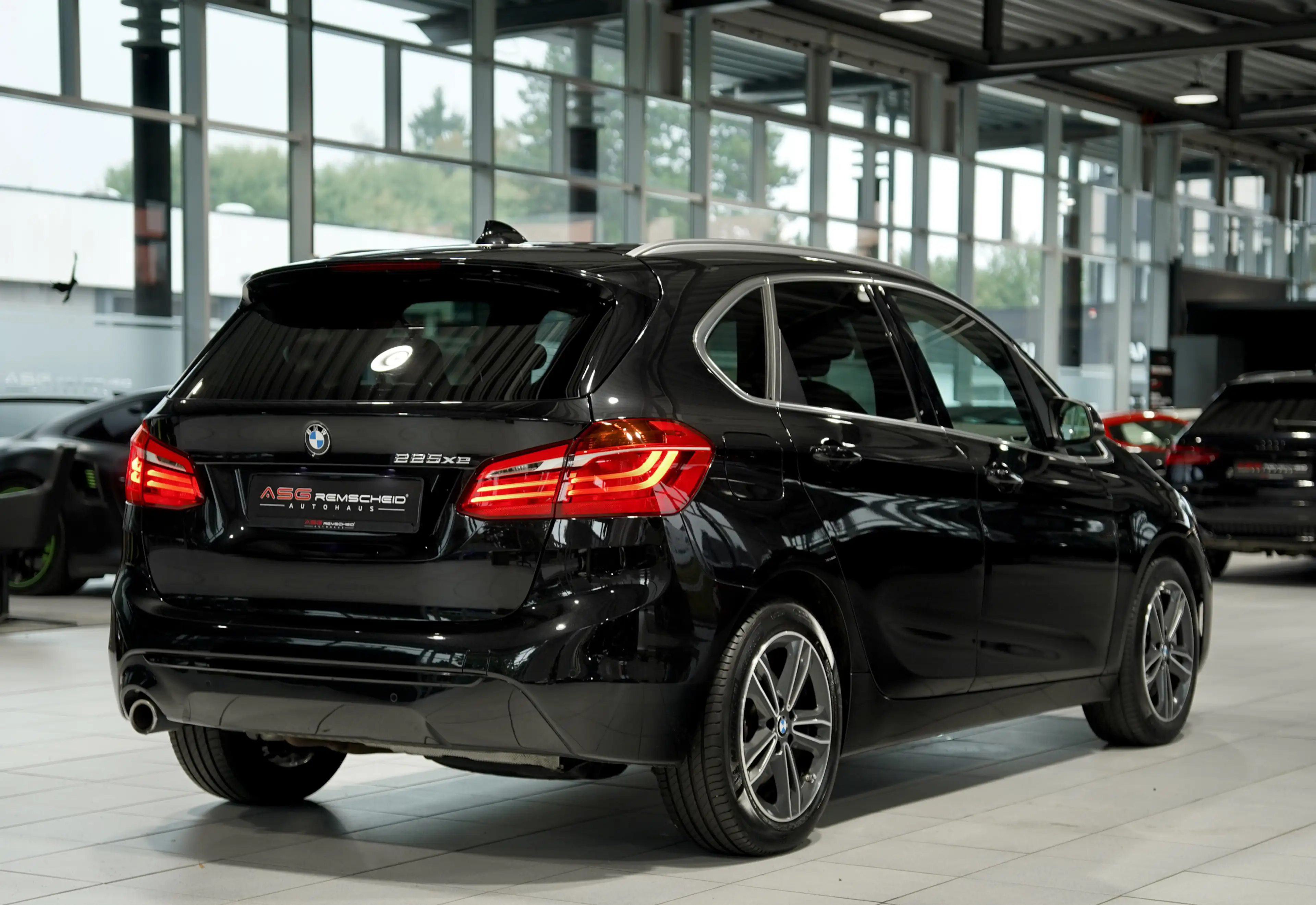BMW 225 xe Sport Line 1.Hand *MwSt*PDC — photo 7