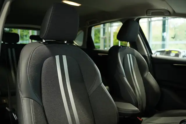 BMW 2 Series view 14