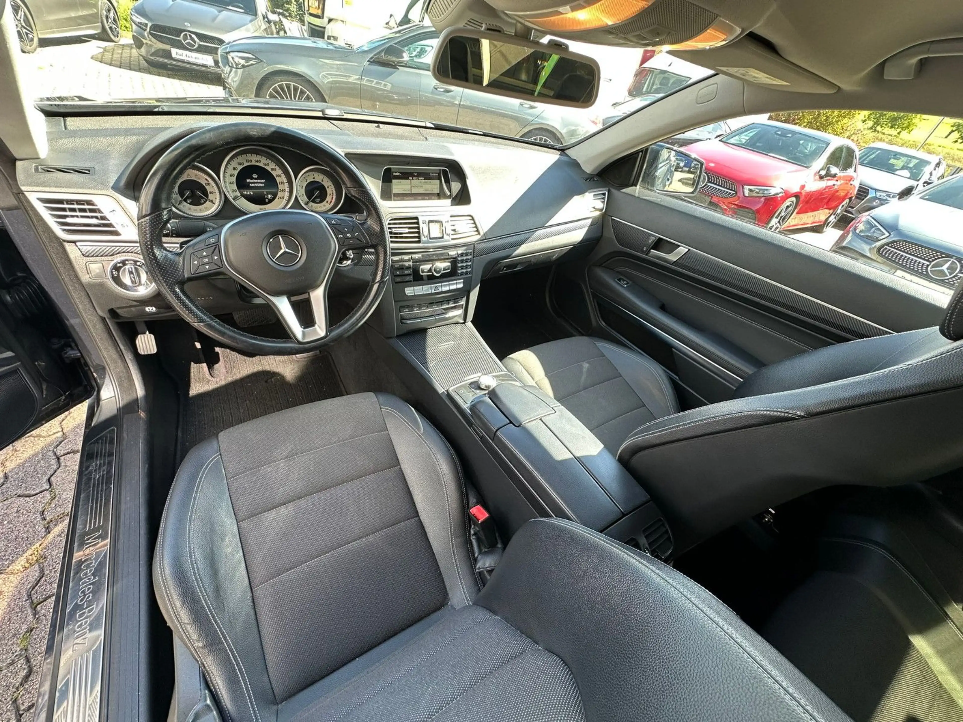 Mercedes-Benz E 350 E Coupe CGI BlueEfficiency LEDER NAVI LED — photo 8
