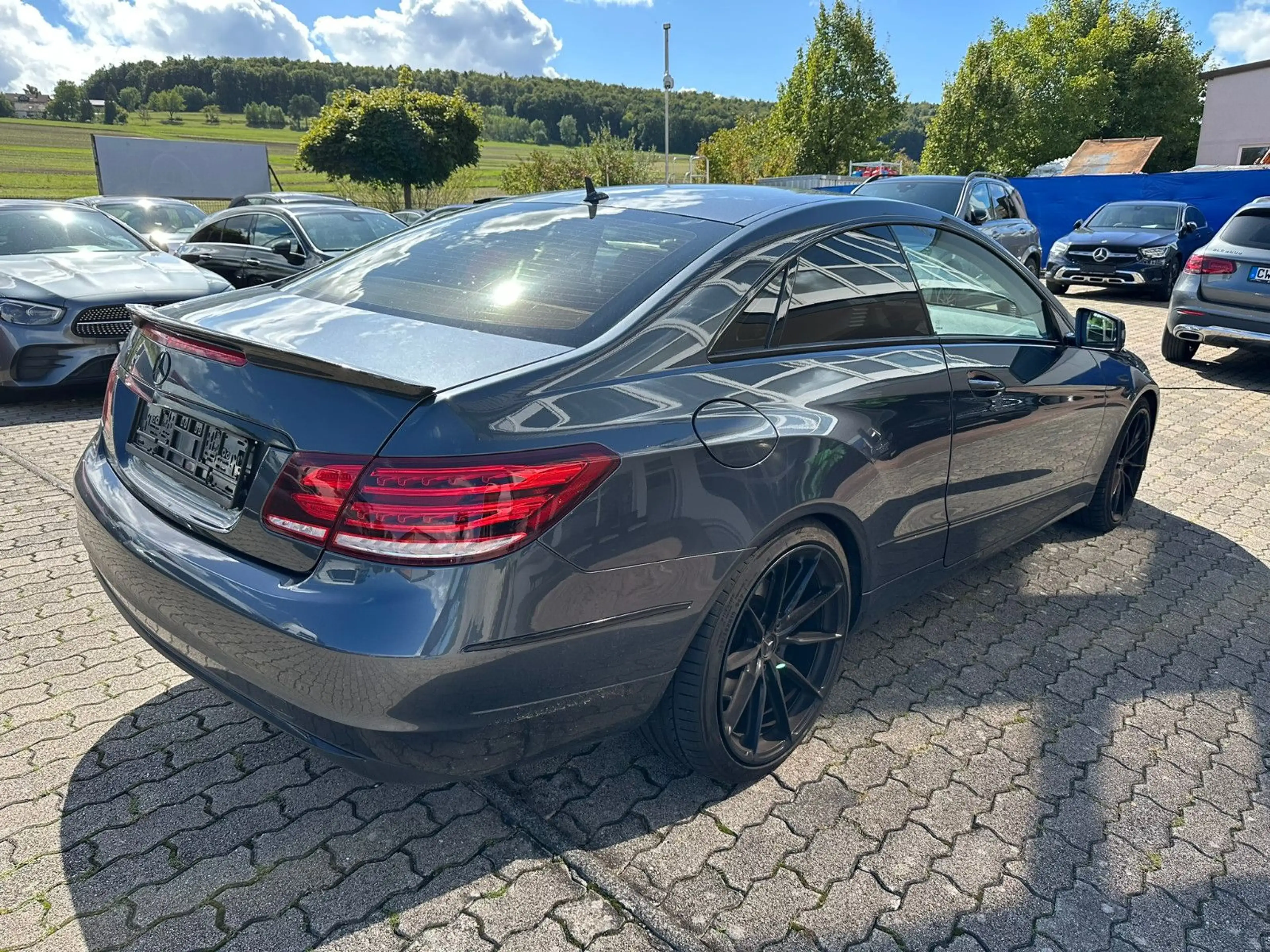 Mercedes-Benz E 350 E Coupe CGI BlueEfficiency LEDER NAVI LED — photo 14