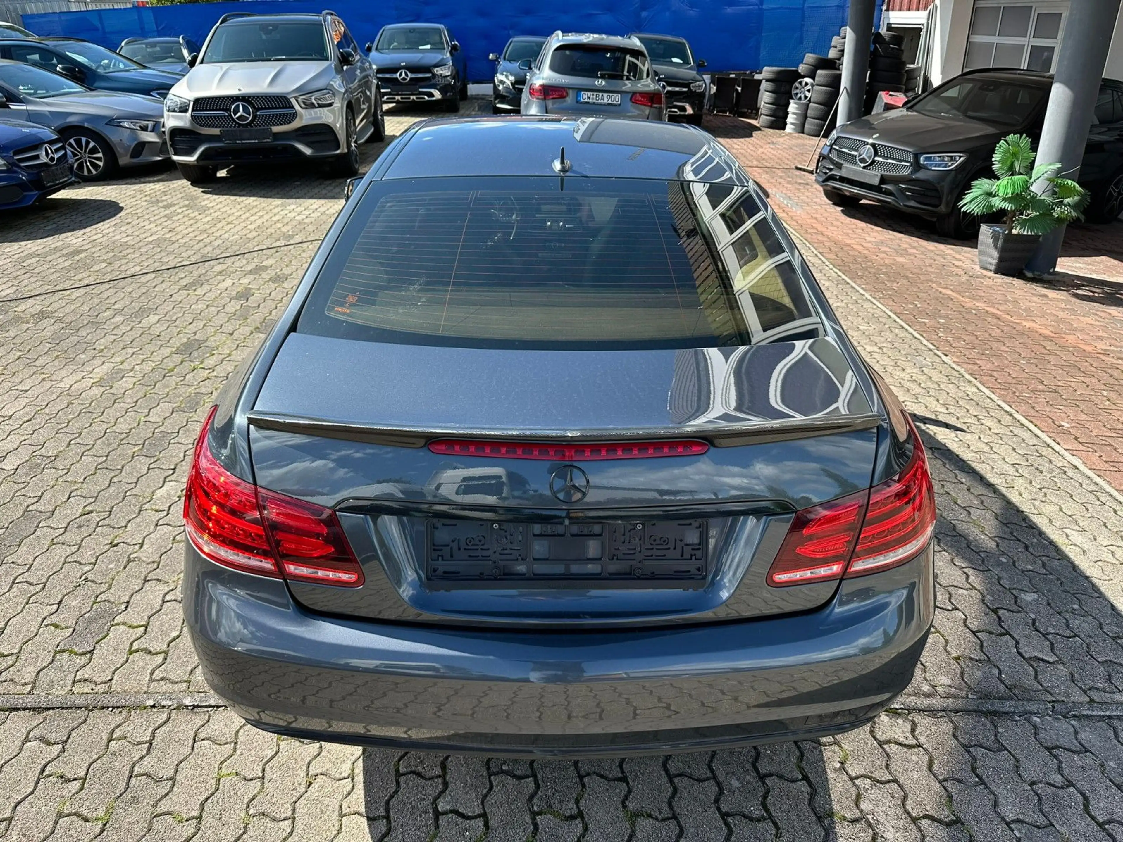Mercedes-Benz E 350 E Coupe CGI BlueEfficiency LEDER NAVI LED — photo 12