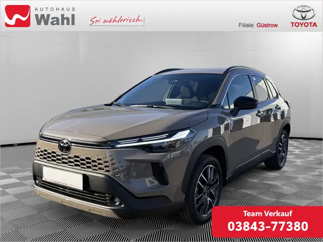 Toyota Corolla Cross 2.0 Hybrid FWD Team Deutschland