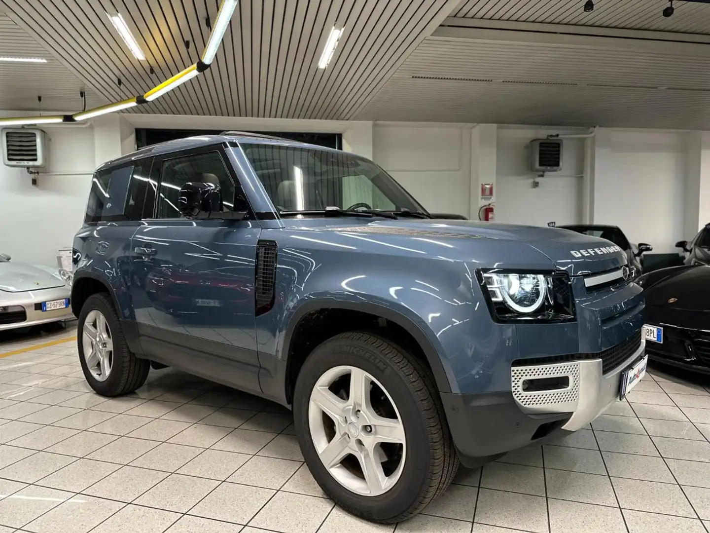 Land Rover Defender 90 2.0 Si4 300 CV AWD Auto X-Dynamic SE Blu/Azzurro - 1