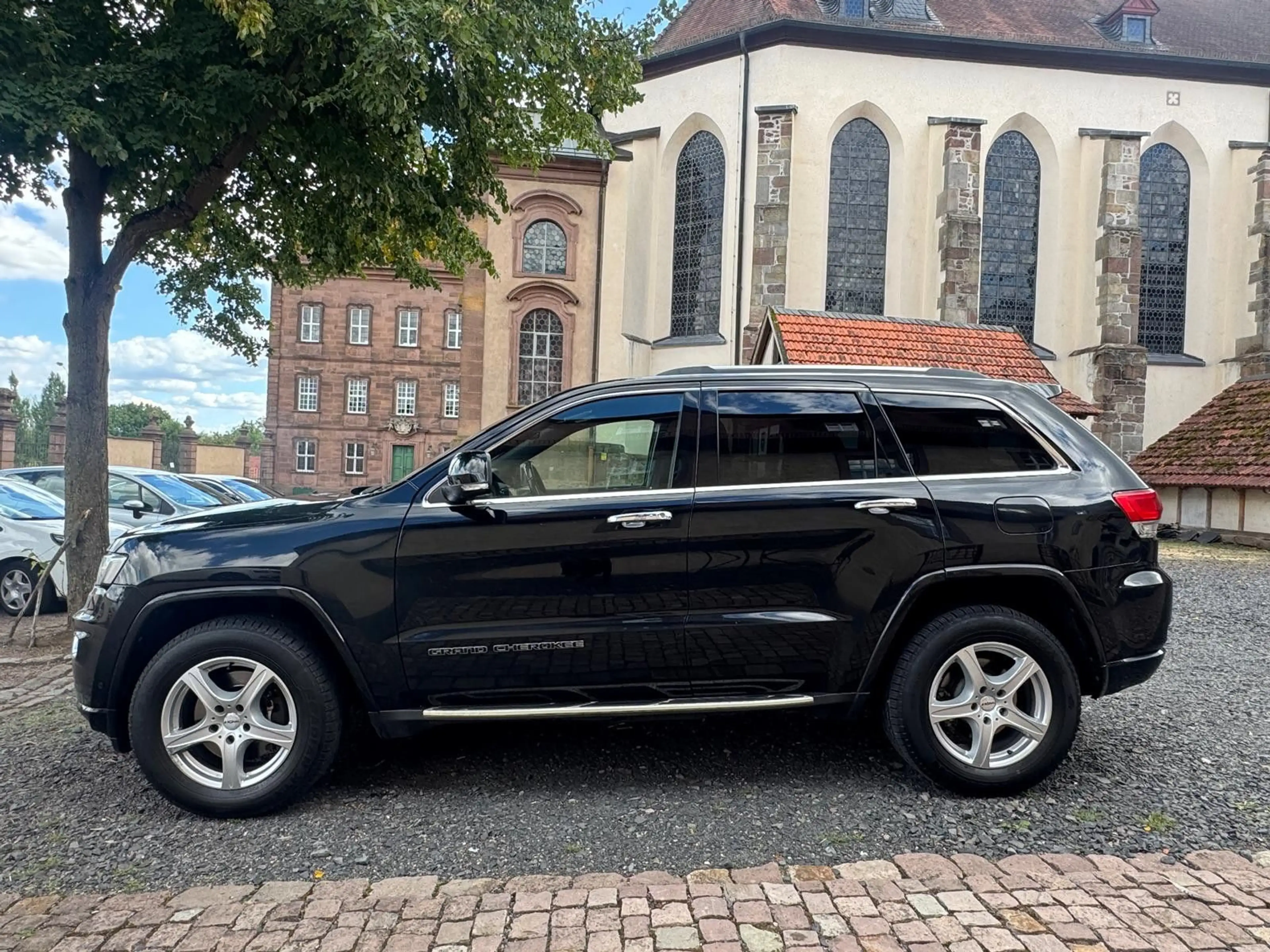 Jeep Grand Cherokee 3.0l V6 MultiJet 184kW Overland — photo 8