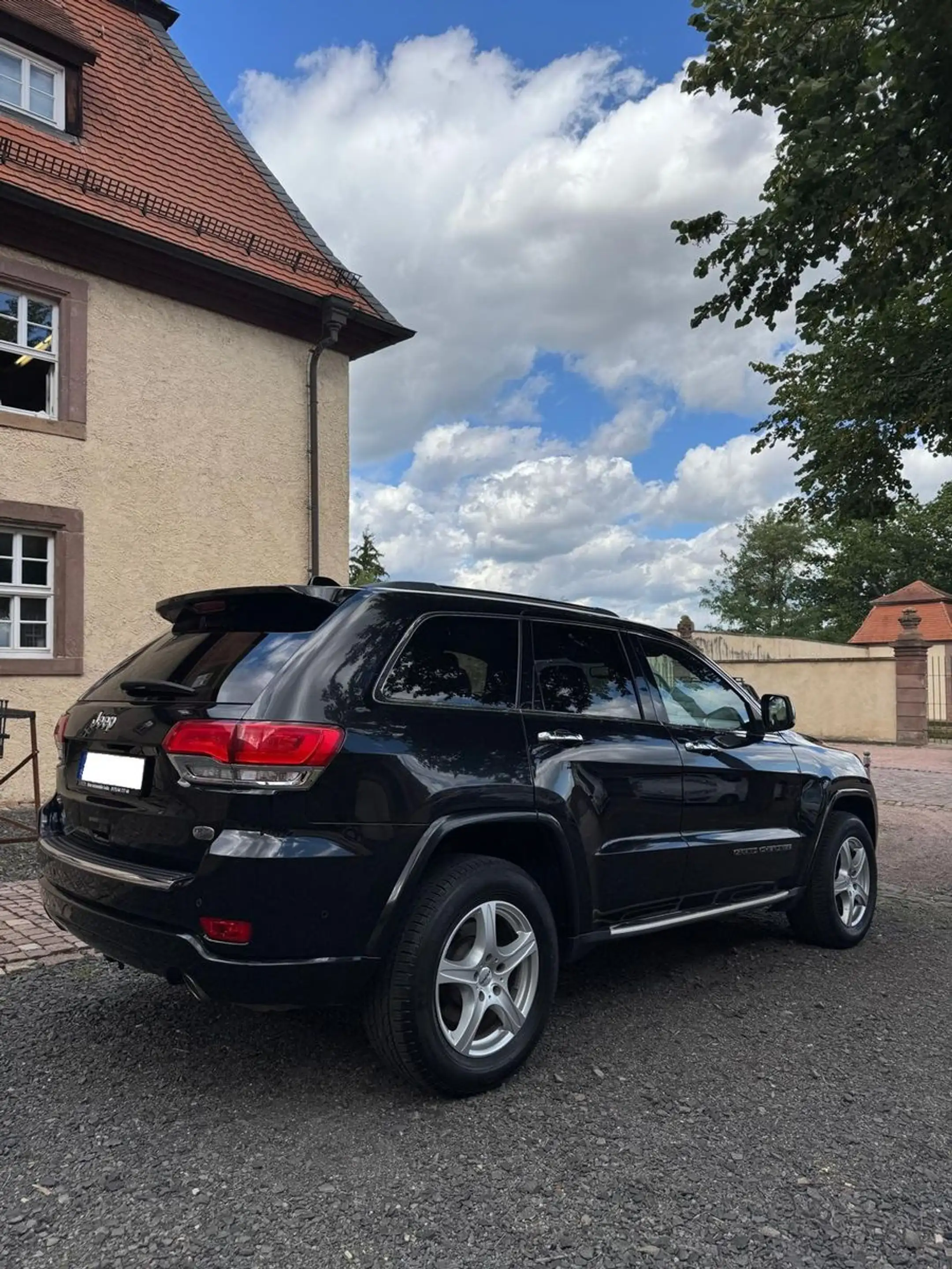 Jeep Grand Cherokee 3.0l V6 MultiJet 184kW Overland — photo 11
