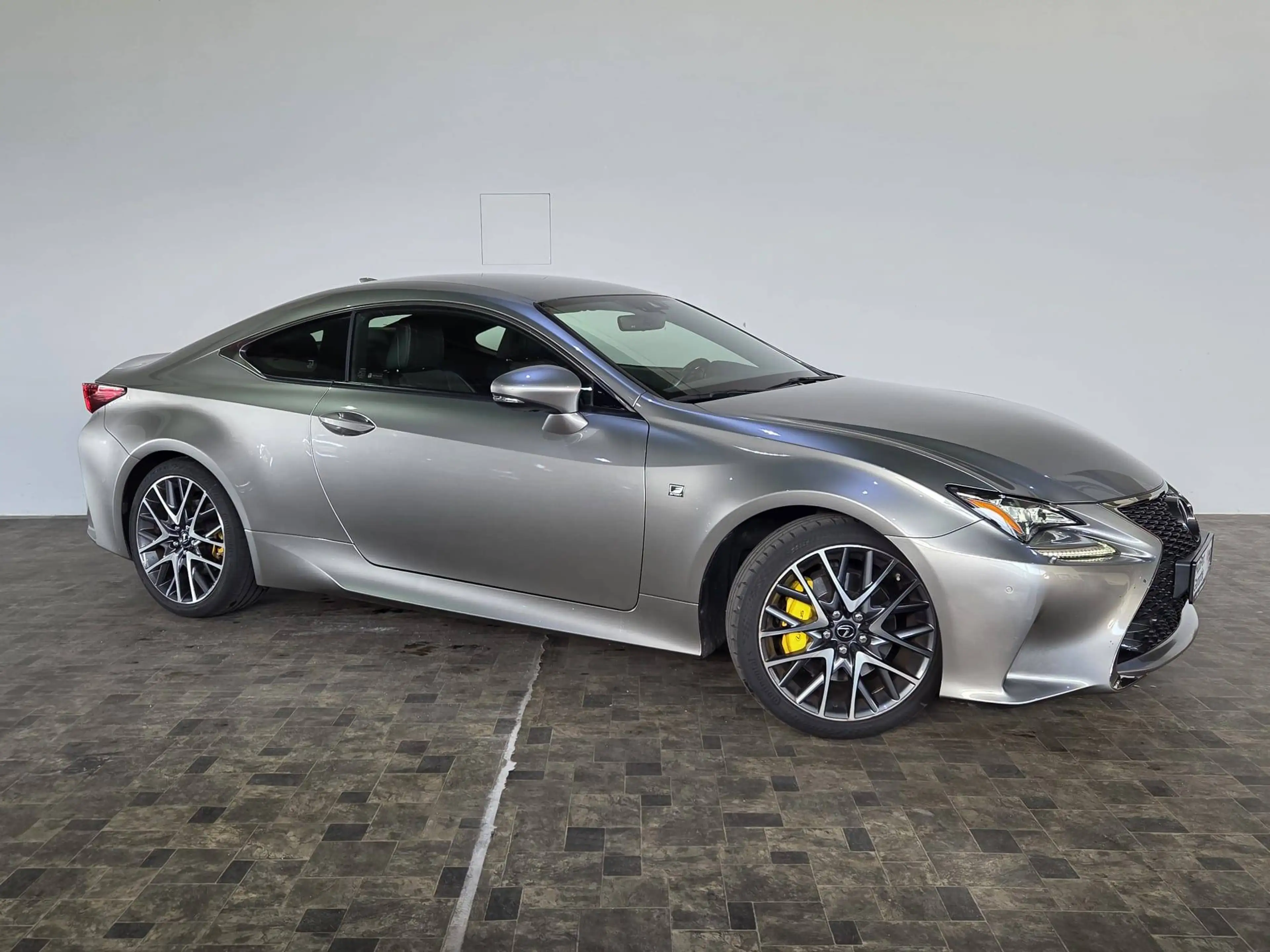 Lexus RC 300h RC 300h F SPORT, Leder