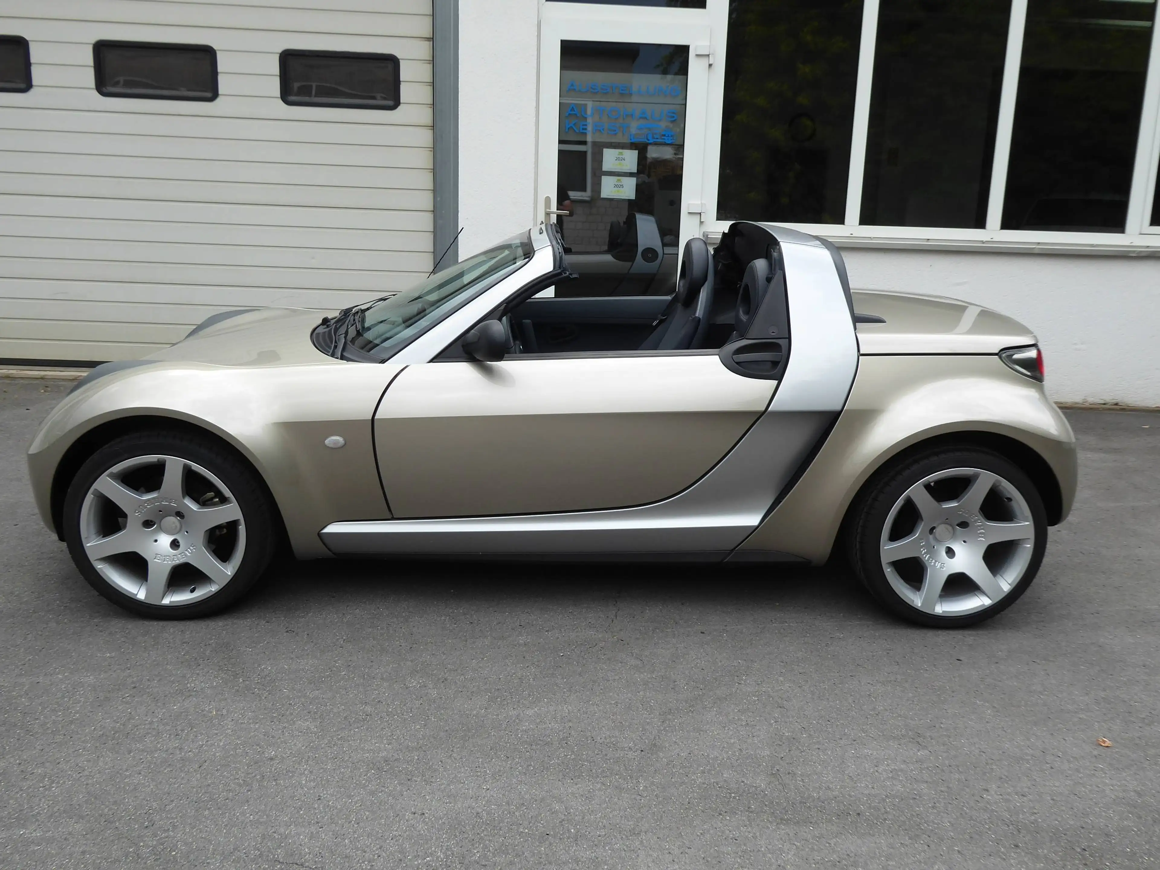 smart roadster origi. 5.642km 1. Hd Brabus Räder Leder Tempom. — photo 12