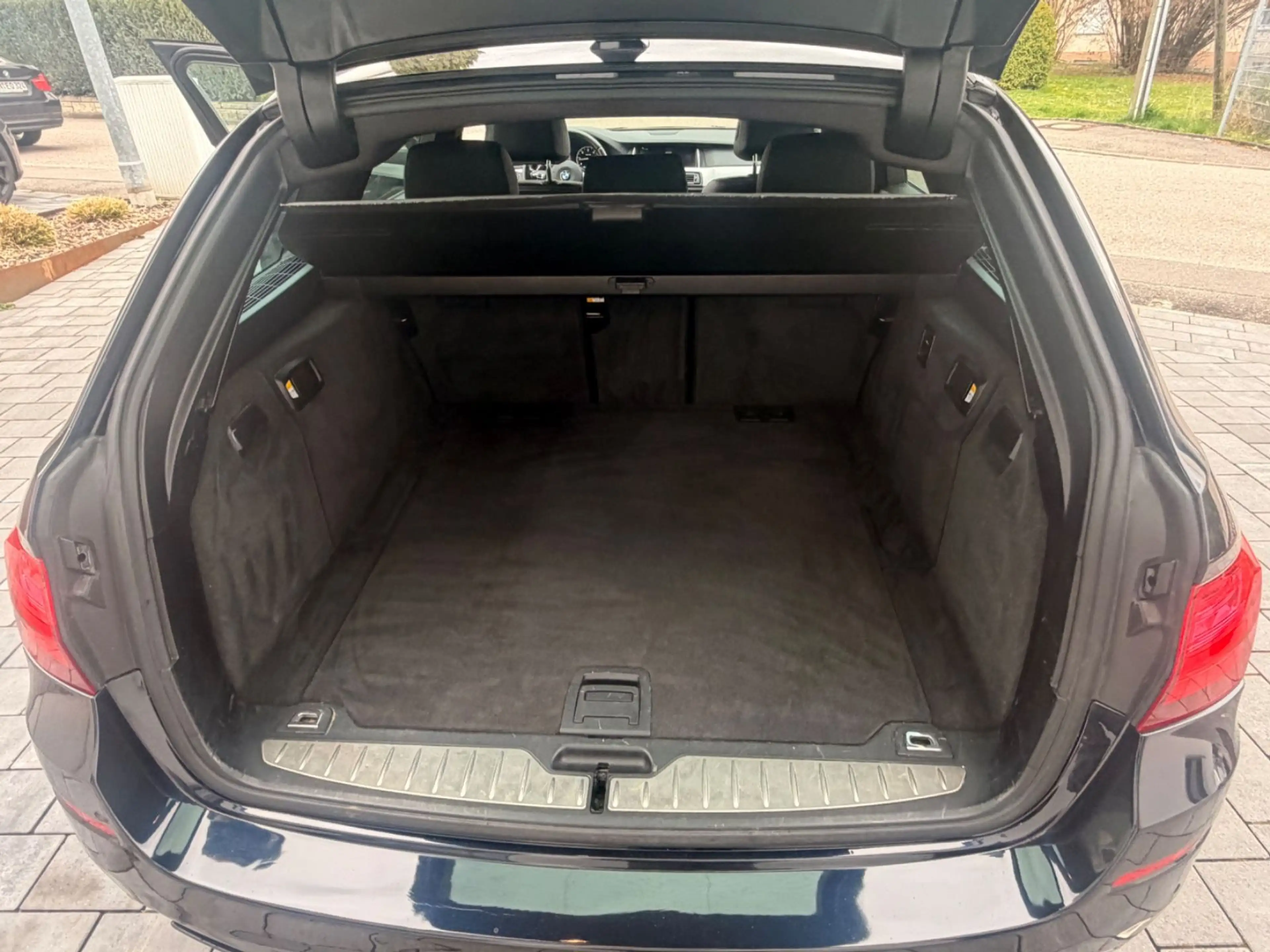 BMW 550 d 5 Touring f11 d xDrive 1.Hand — photo 15