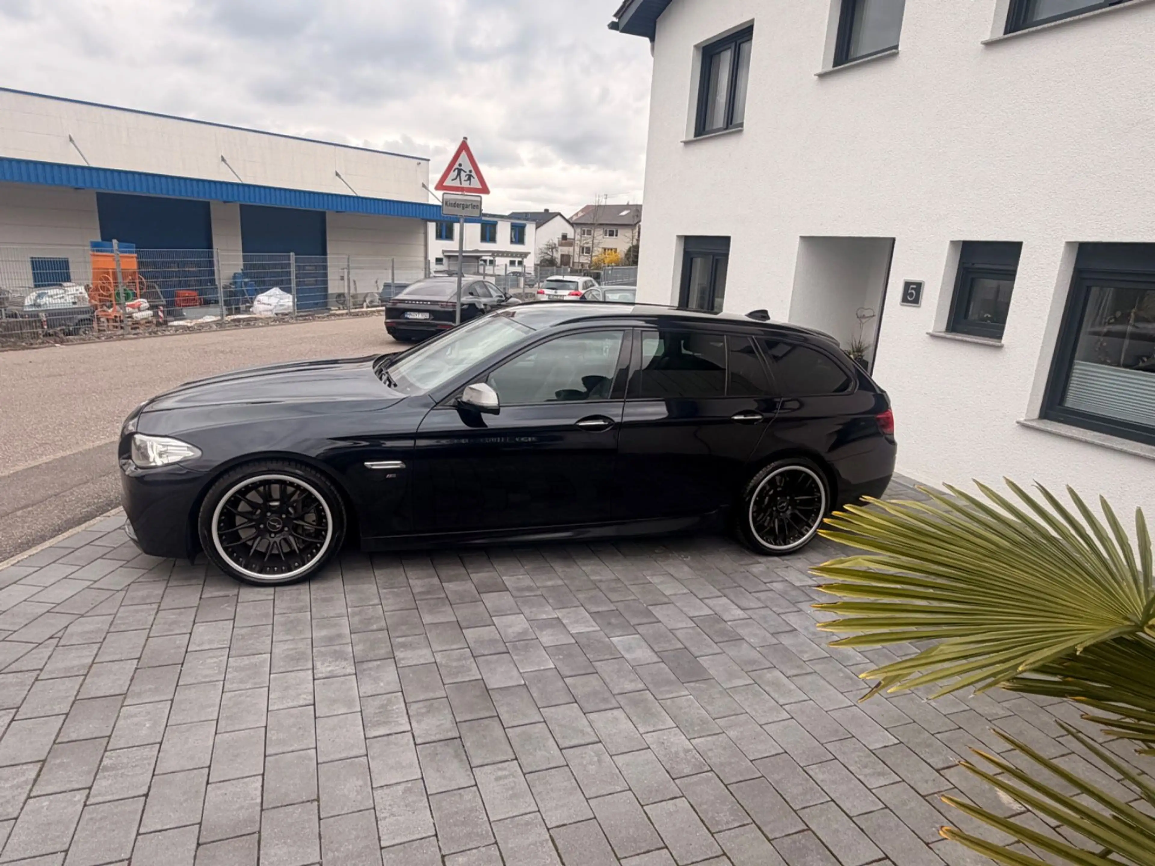 BMW 550 d 5 Touring f11 d xDrive 1.Hand — photo 6