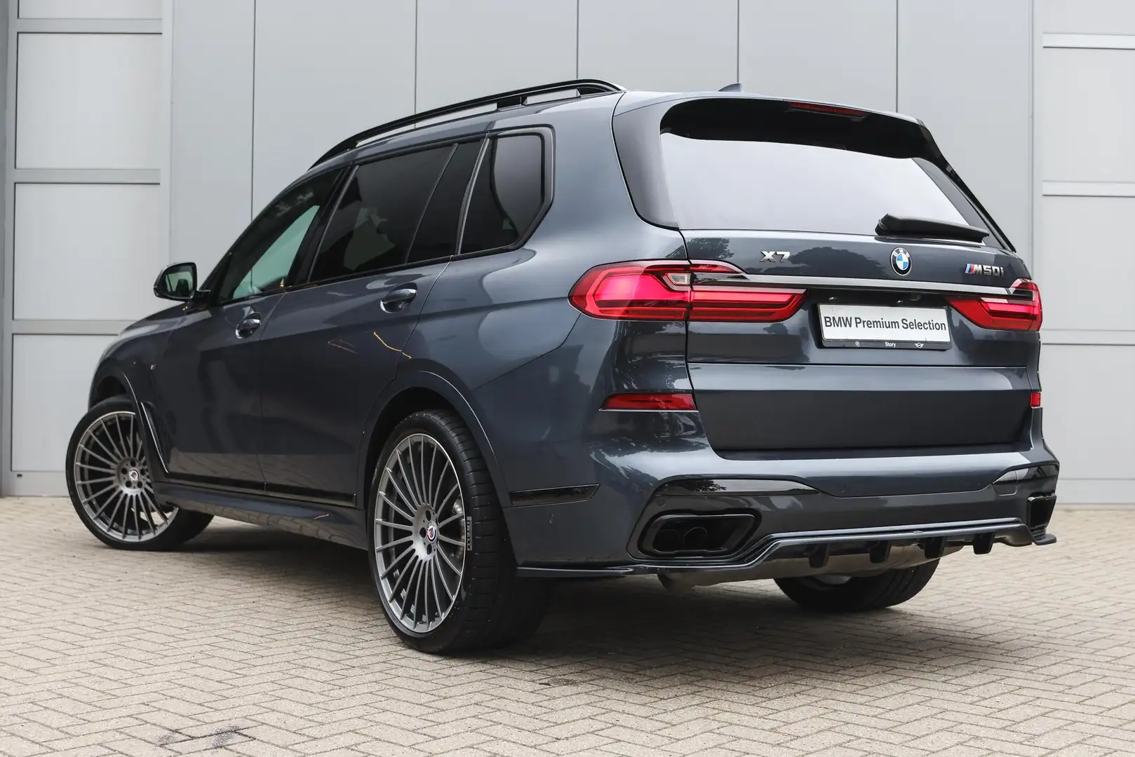 BMW X7 M50i High Executive Automaat / Active Steering / S Gris - 2