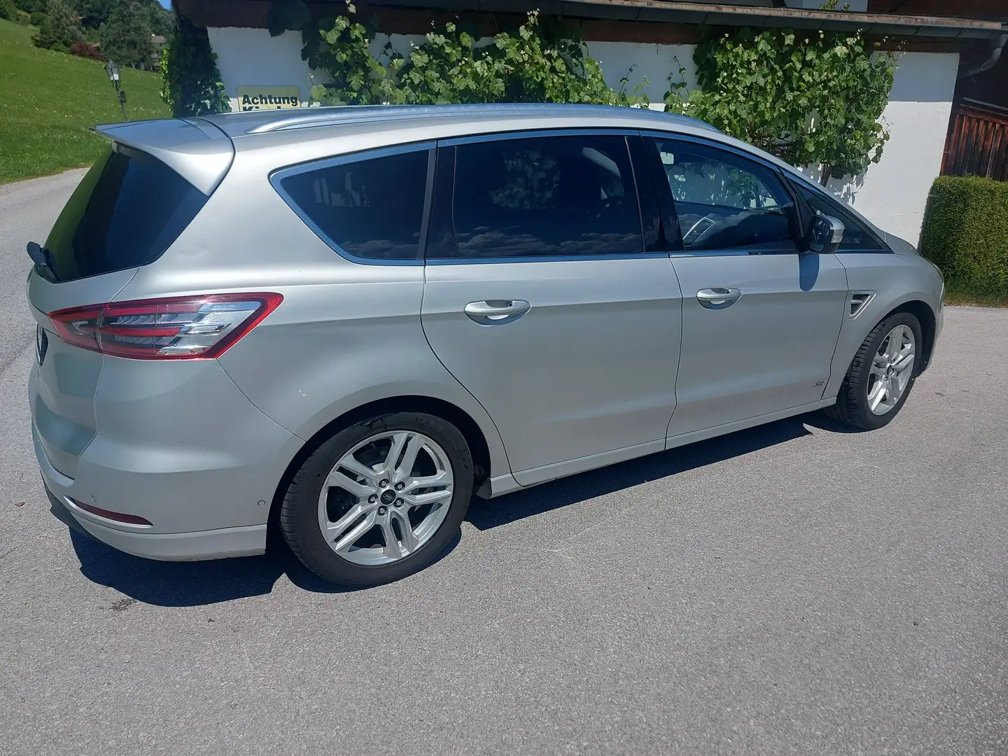 Ford S-Max S-MAX Titanium 2.0 TDCi AWD Auto-Start/Stop Aut. Titanium Silber - 2