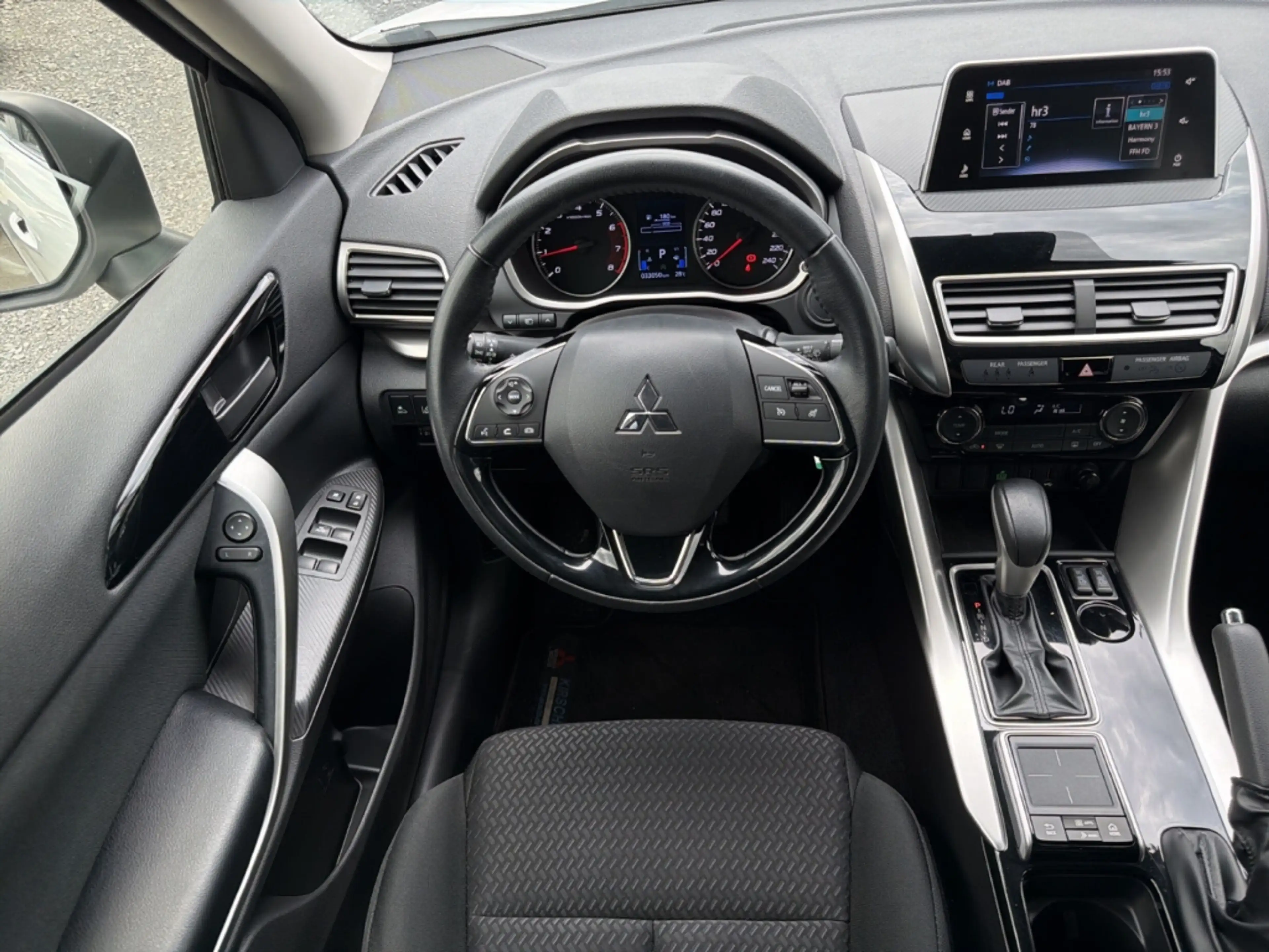 Mitsubishi Eclipse Cross Spirit 2WD 1.5 T-MIVEC AHK Kamera App-Navi — photo 10