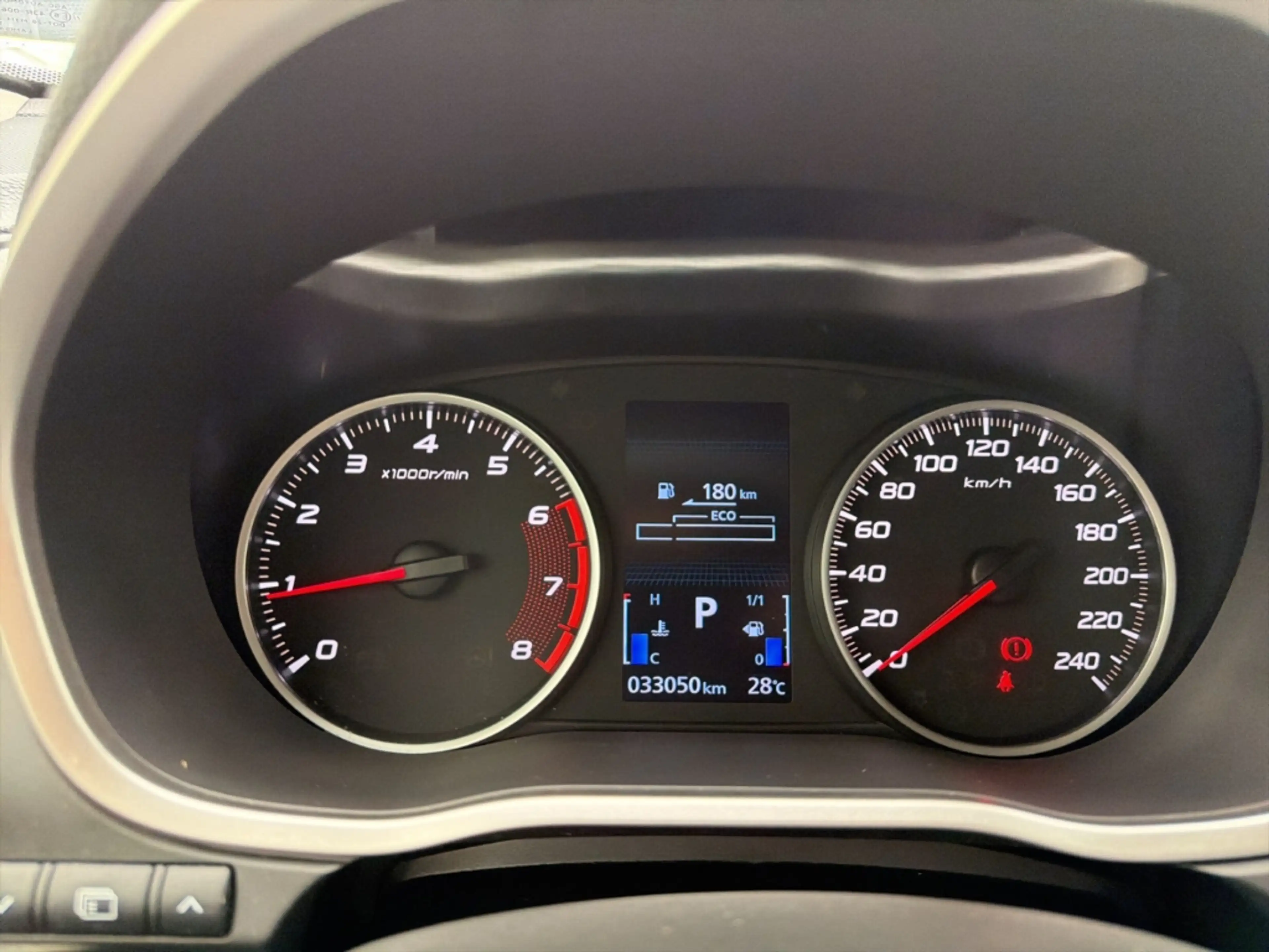 Mitsubishi Eclipse Cross Spirit 2WD 1.5 T-MIVEC AHK Kamera App-Navi — photo 13