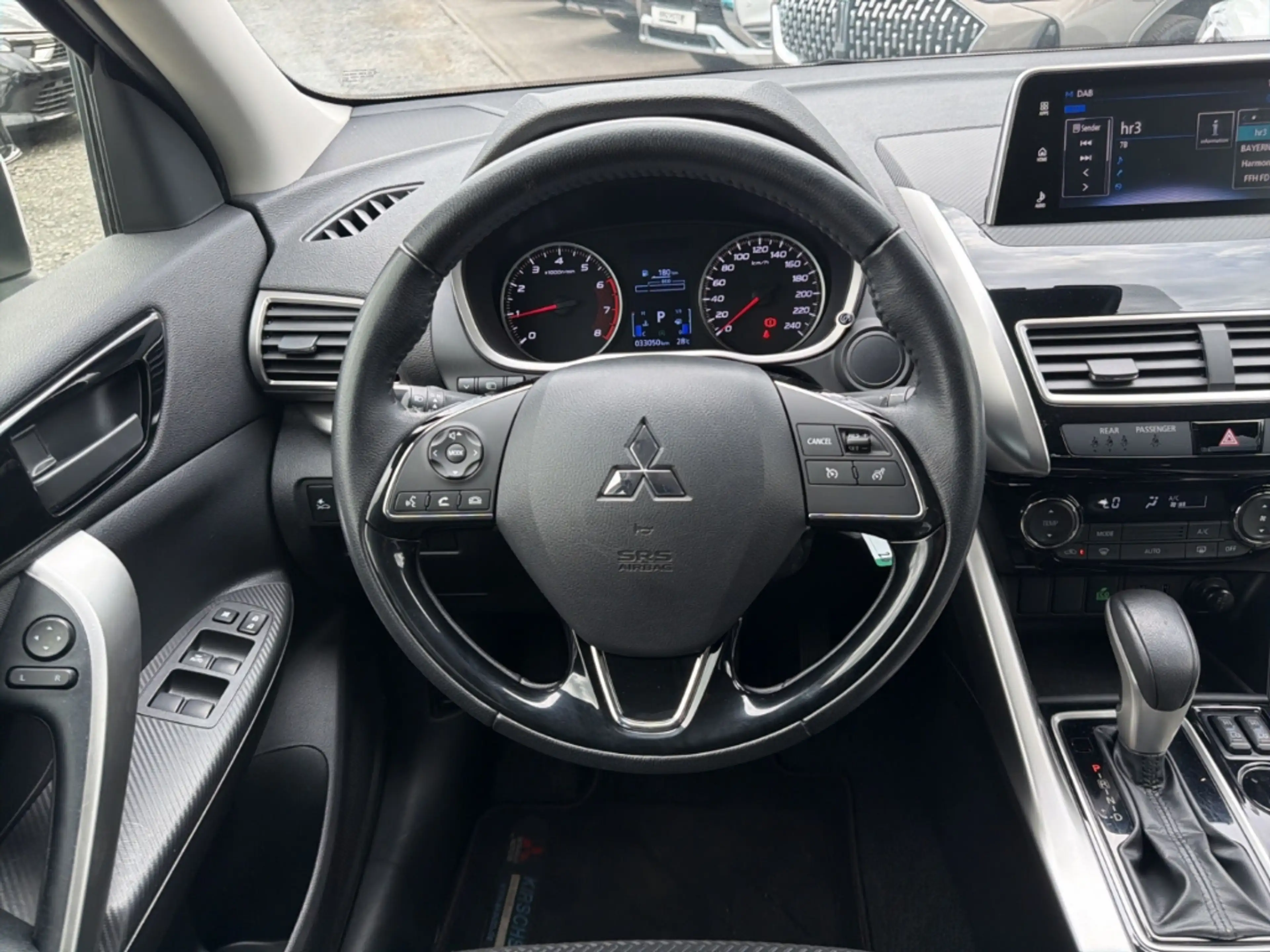 Mitsubishi Eclipse Cross Spirit 2WD 1.5 T-MIVEC AHK Kamera App-Navi — photo 11