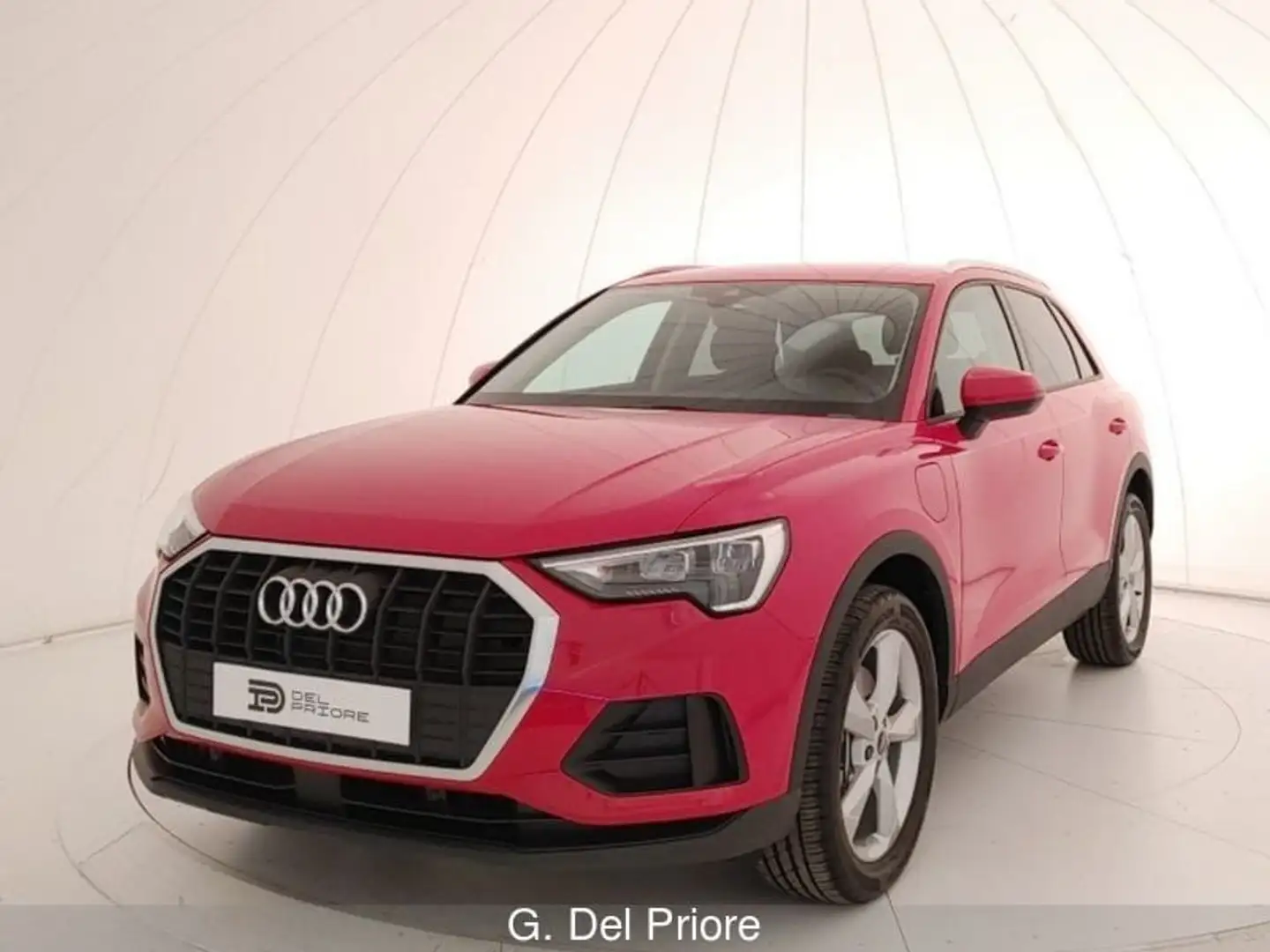 Audi Q3 45 TFSI e S tronic Rosso - 1