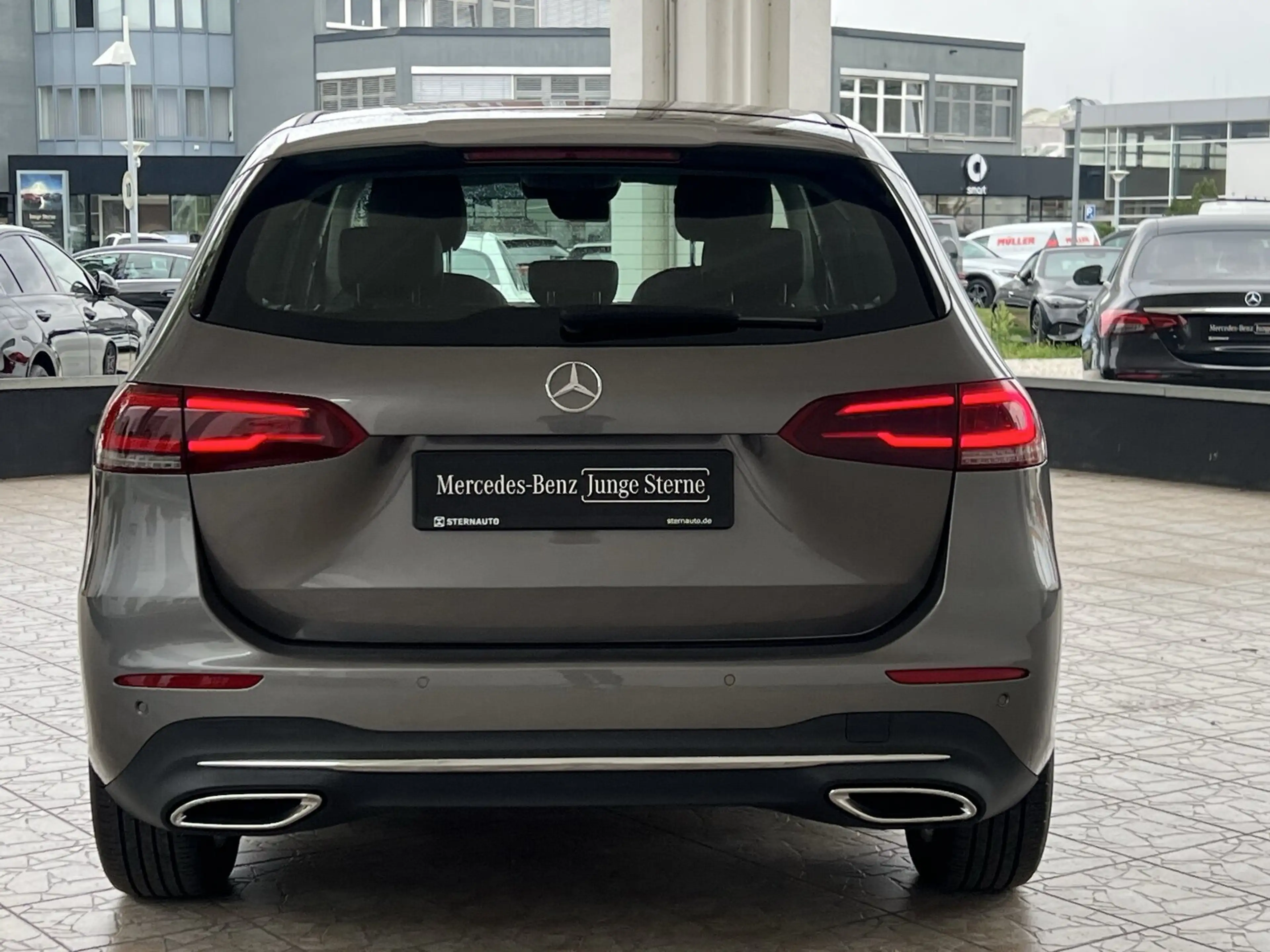 Mercedes-Benz B 200 B 200 Progressive/Navi/Distronic/LED/AHK/Sitzhzg — photo 6