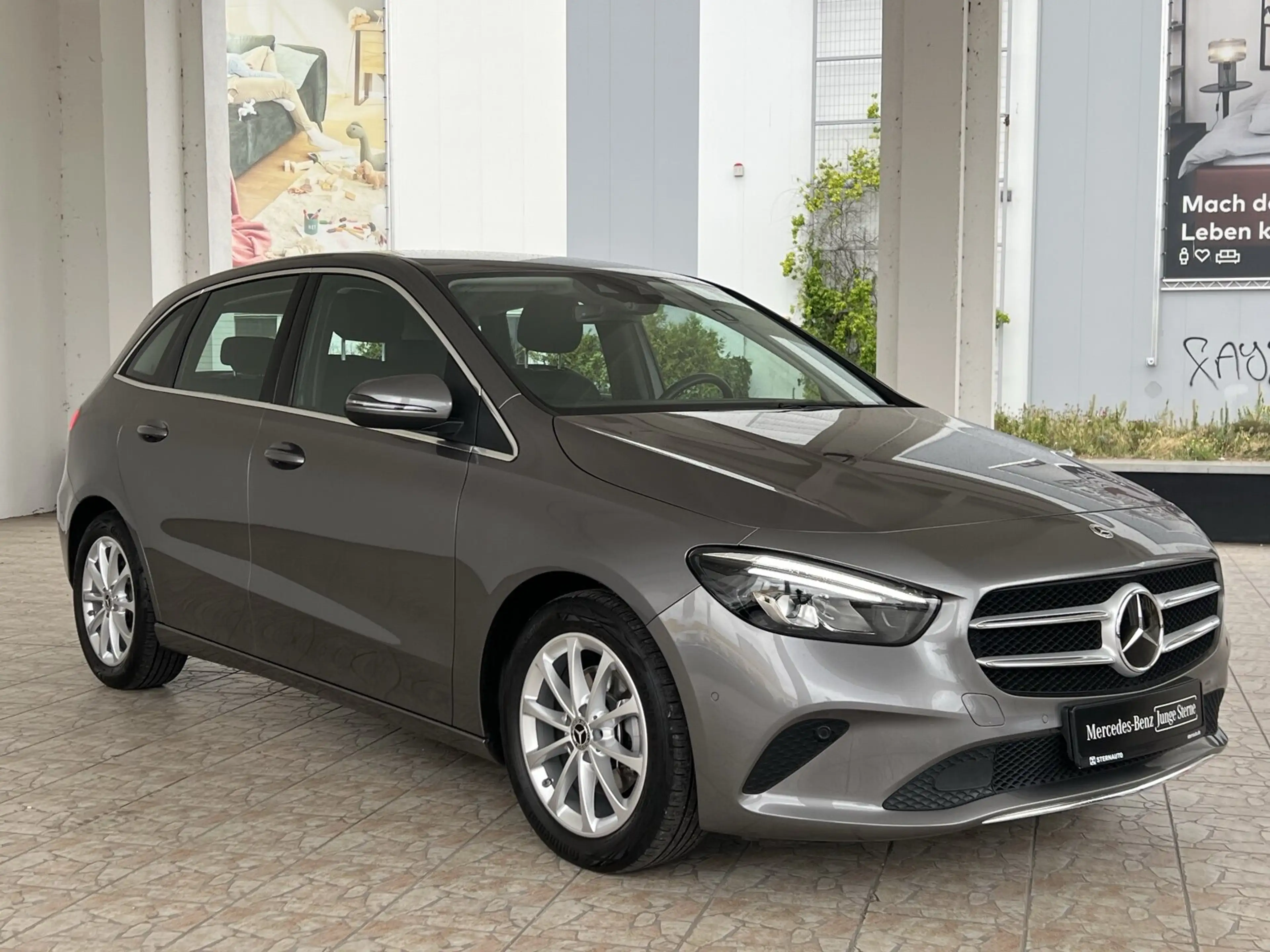 Mercedes-Benz B 200 B 200 Progressive/Navi/Distronic/LED/AHK/Sitzhzg — photo 3