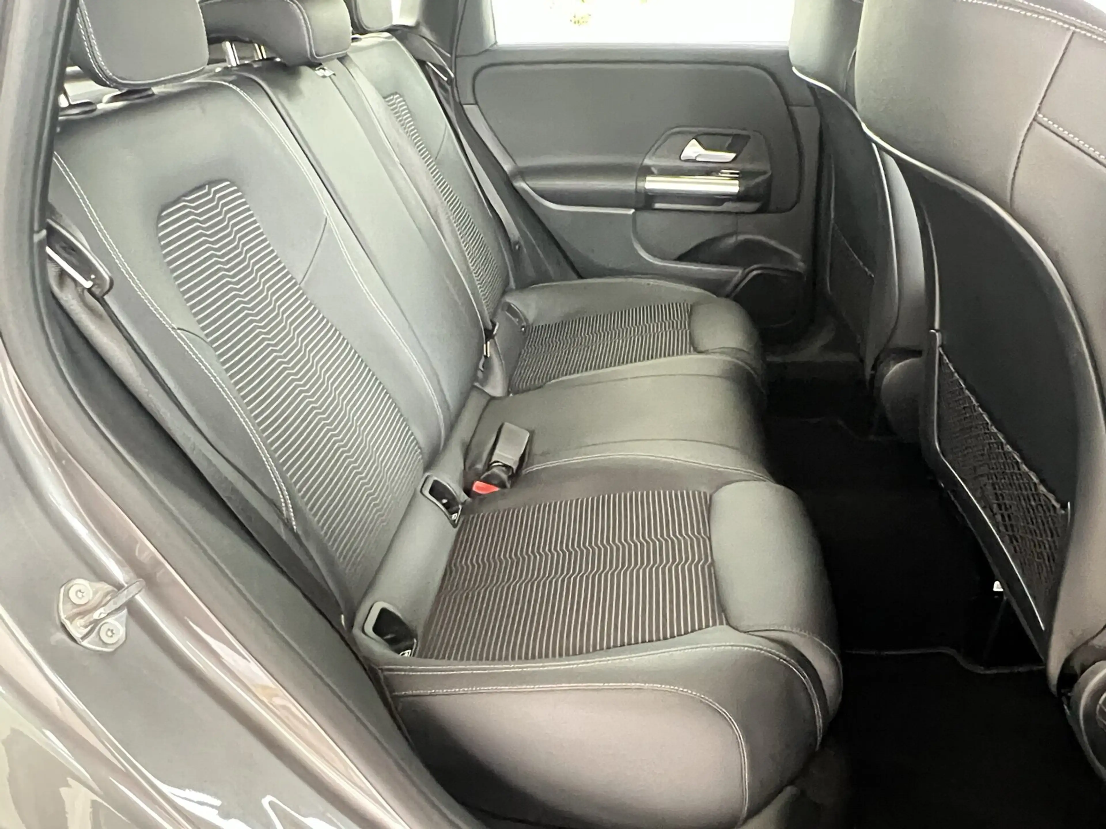Mercedes-Benz B 200 B 200 Progressive/Navi/Distronic/LED/AHK/Sitzhzg — photo 15
