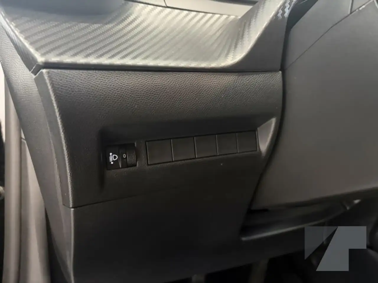 Peugeot 208 Style, миниатюра 17