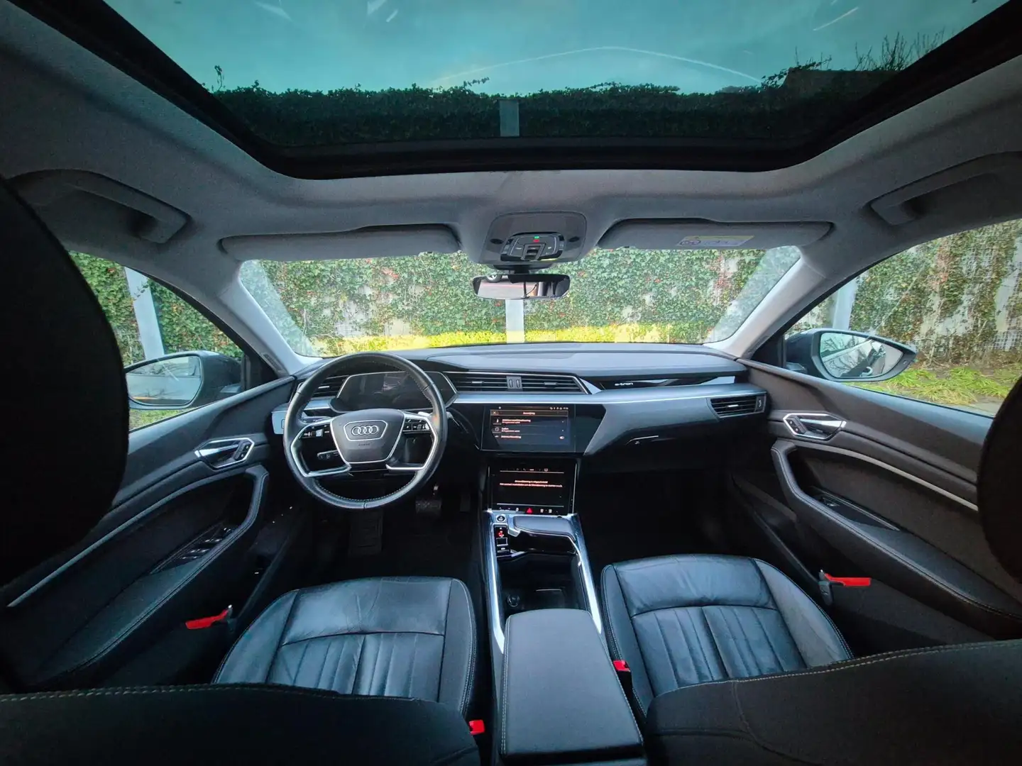 Audi e-tron 50 quattro Business edition Plus 71 kWh | Pano | N Grau - 2
