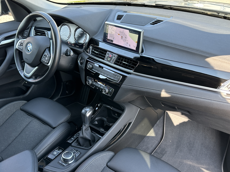 BMW X1 xDrive25 Plug-In Sport Line LED ACC NAV+ HIFI — photo 9