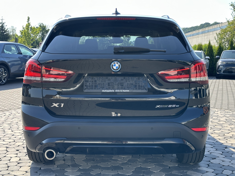 BMW X1 xDrive25 Plug-In Sport Line LED ACC NAV+ HIFI — photo 7