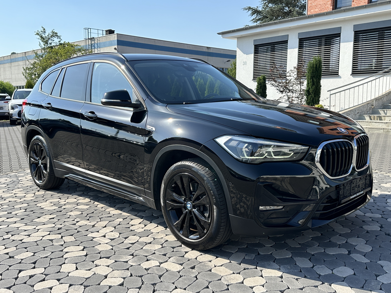 BMW X1 xDrive25 Plug-In Sport Line LED ACC NAV+ HIFI — photo 2