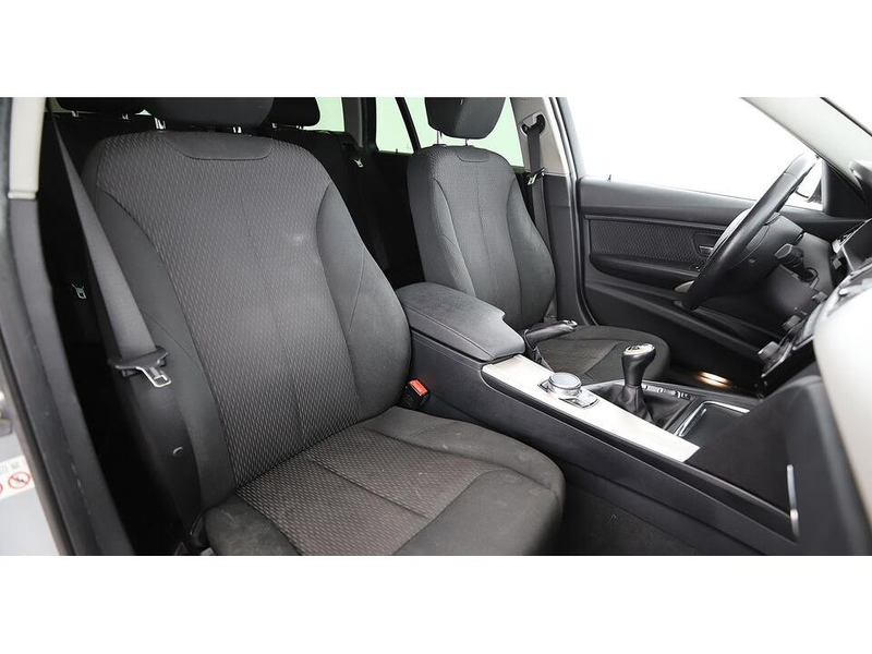 BMW 318 d Touring Advantage LED NAVI SITZHZG R-CAM PDC — photo 14