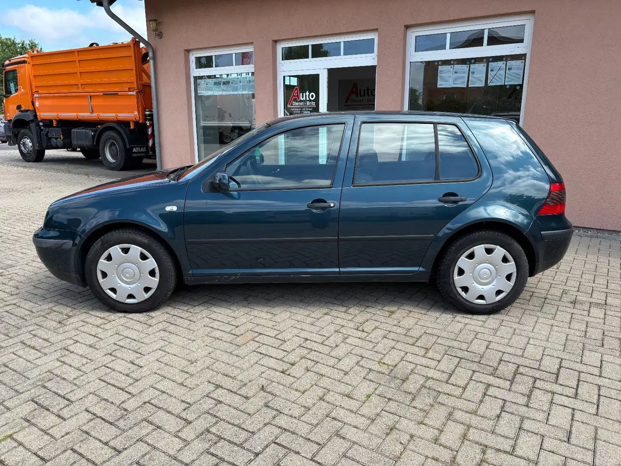 Volkswagen Golf 1.6 AUTO EDITION, foto 2