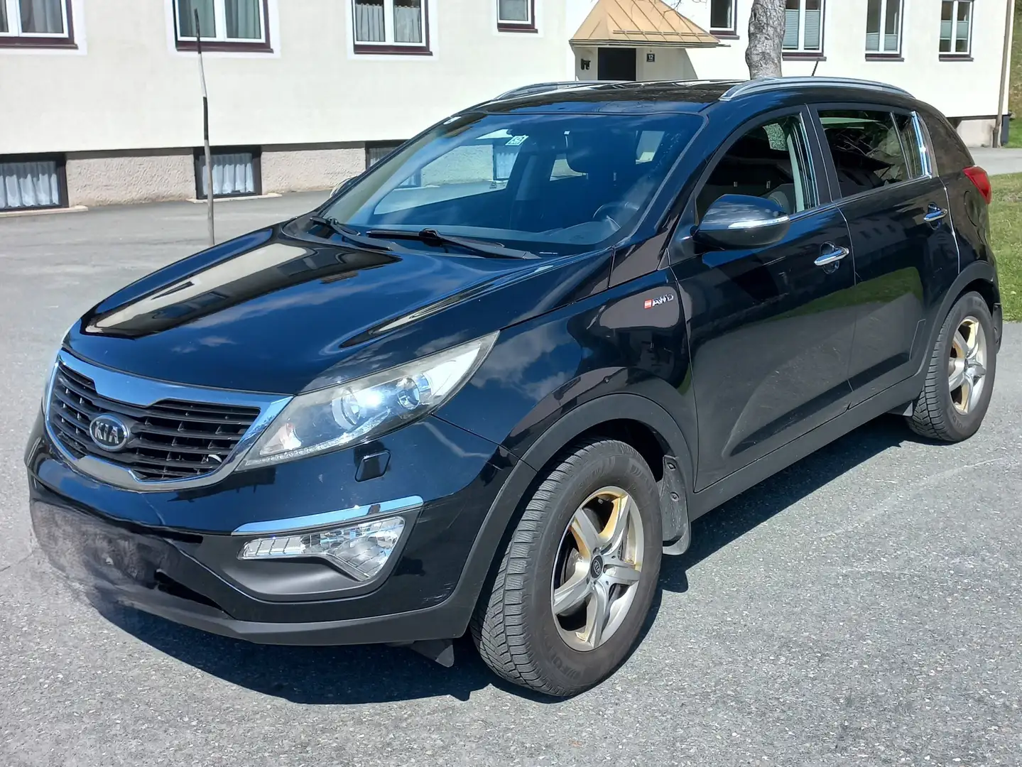 Kia Sportage Active+2,0+CRDi+4WD+DPF Schwarz - 2