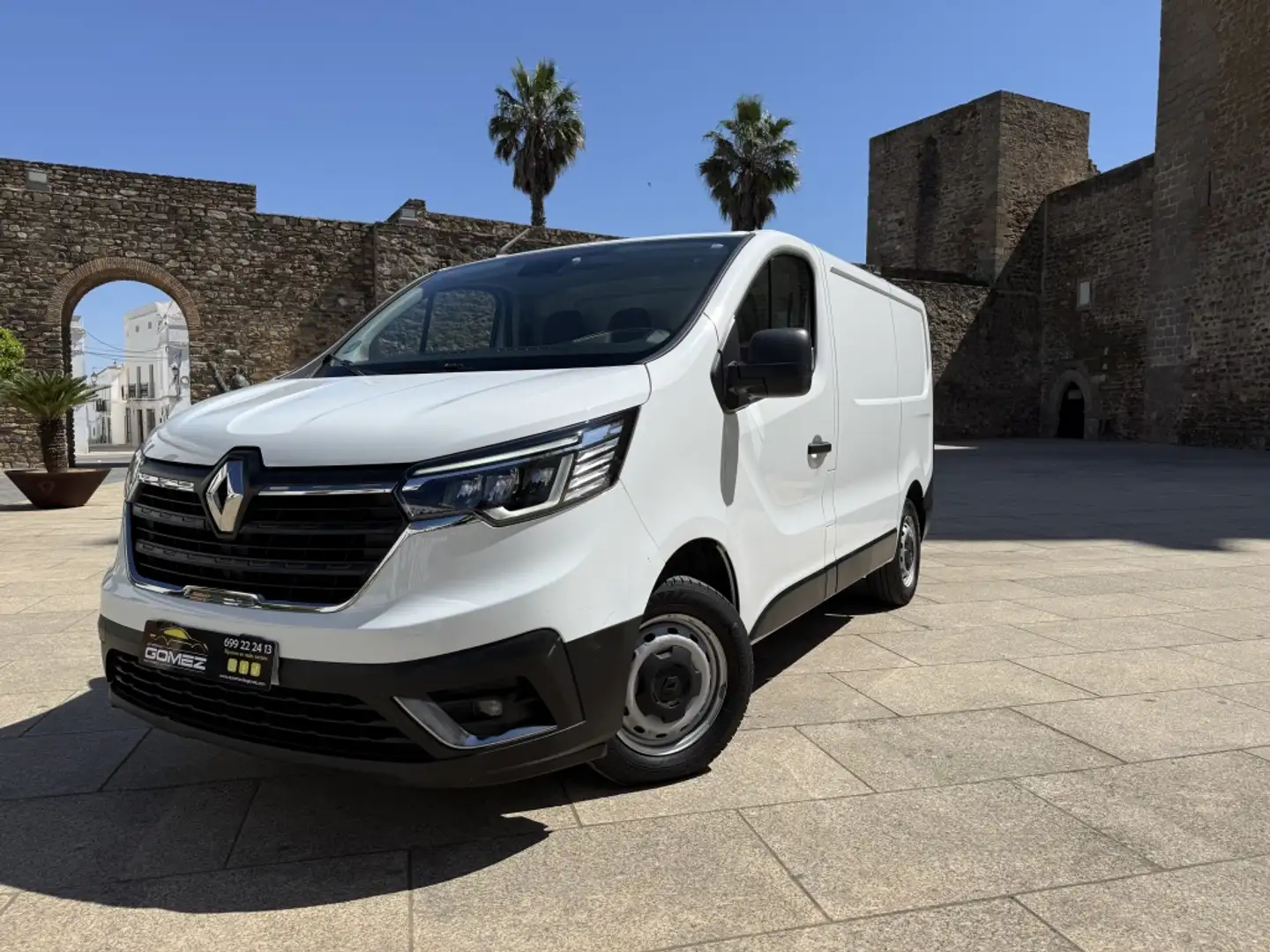 Renault Trafic Furgón L1H1 BluedCi 96kW Blanco - 1