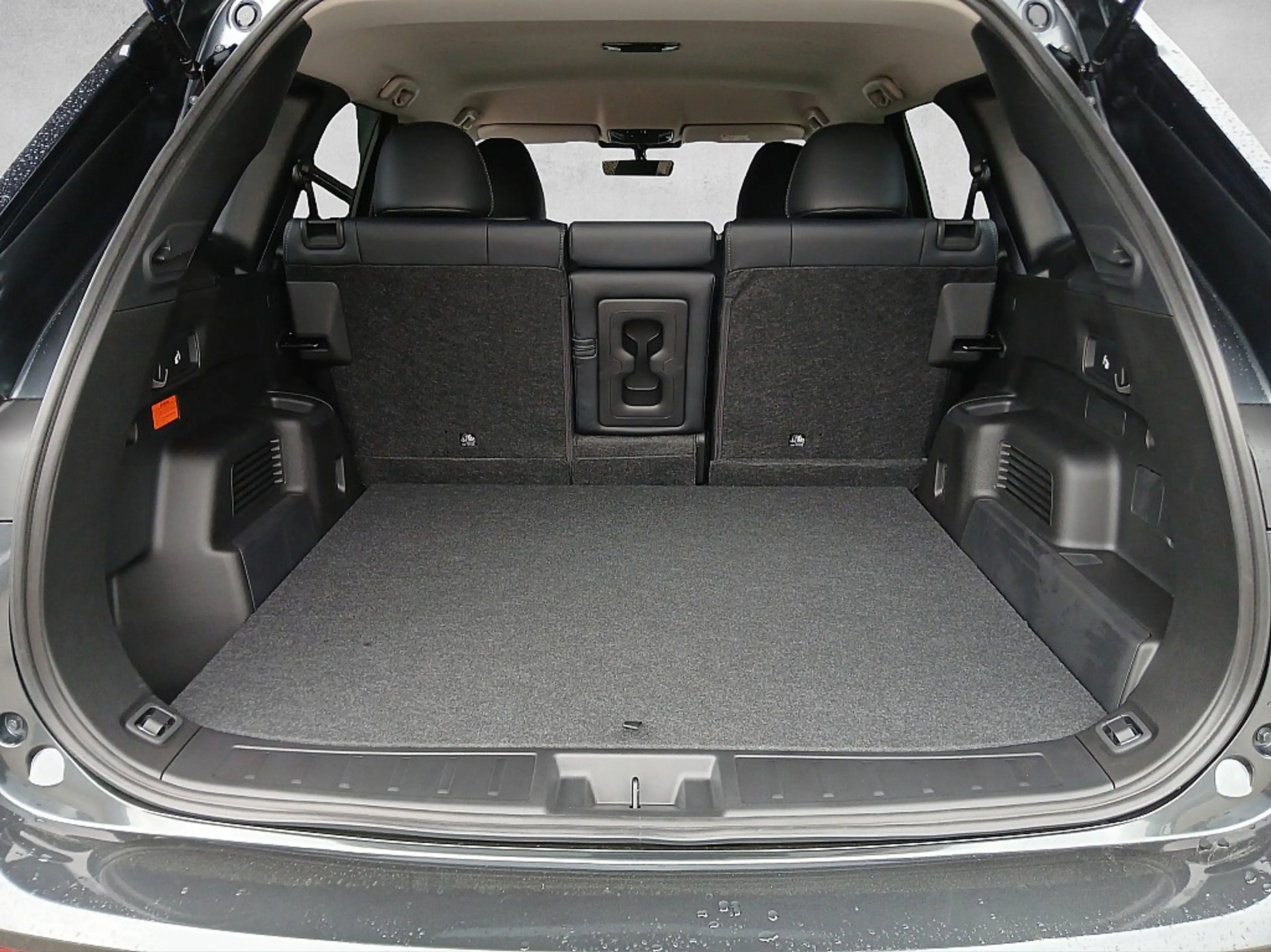 Mitsubishi Outlander 2,4 PHEV S-AWC Invite 306 PS Systemleistung — photo 13