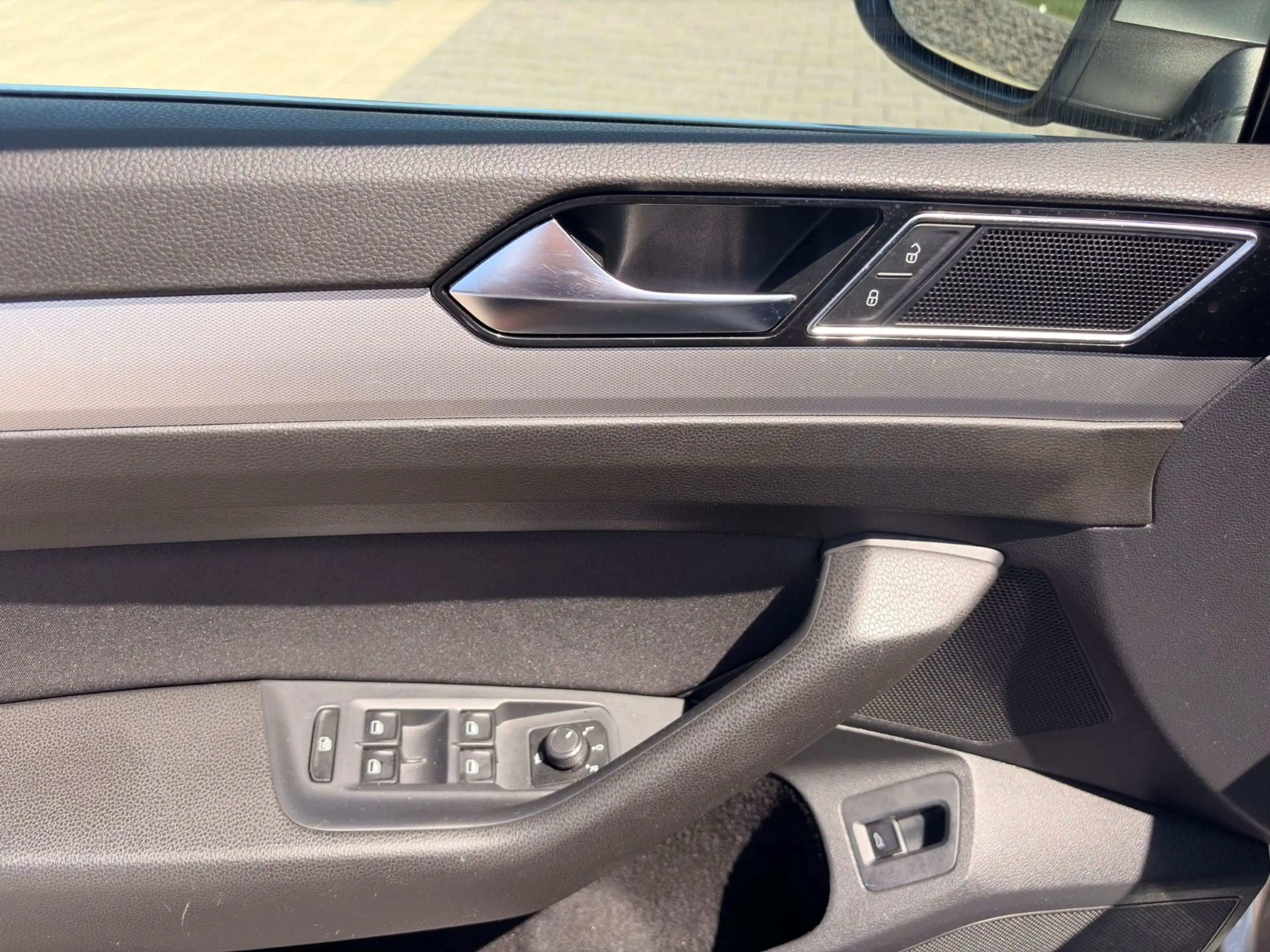 Volkswagen Passat Variant Passat 2.0 TDI 2Hand Navi Tüv ist Neu ACC AHK — photo 15