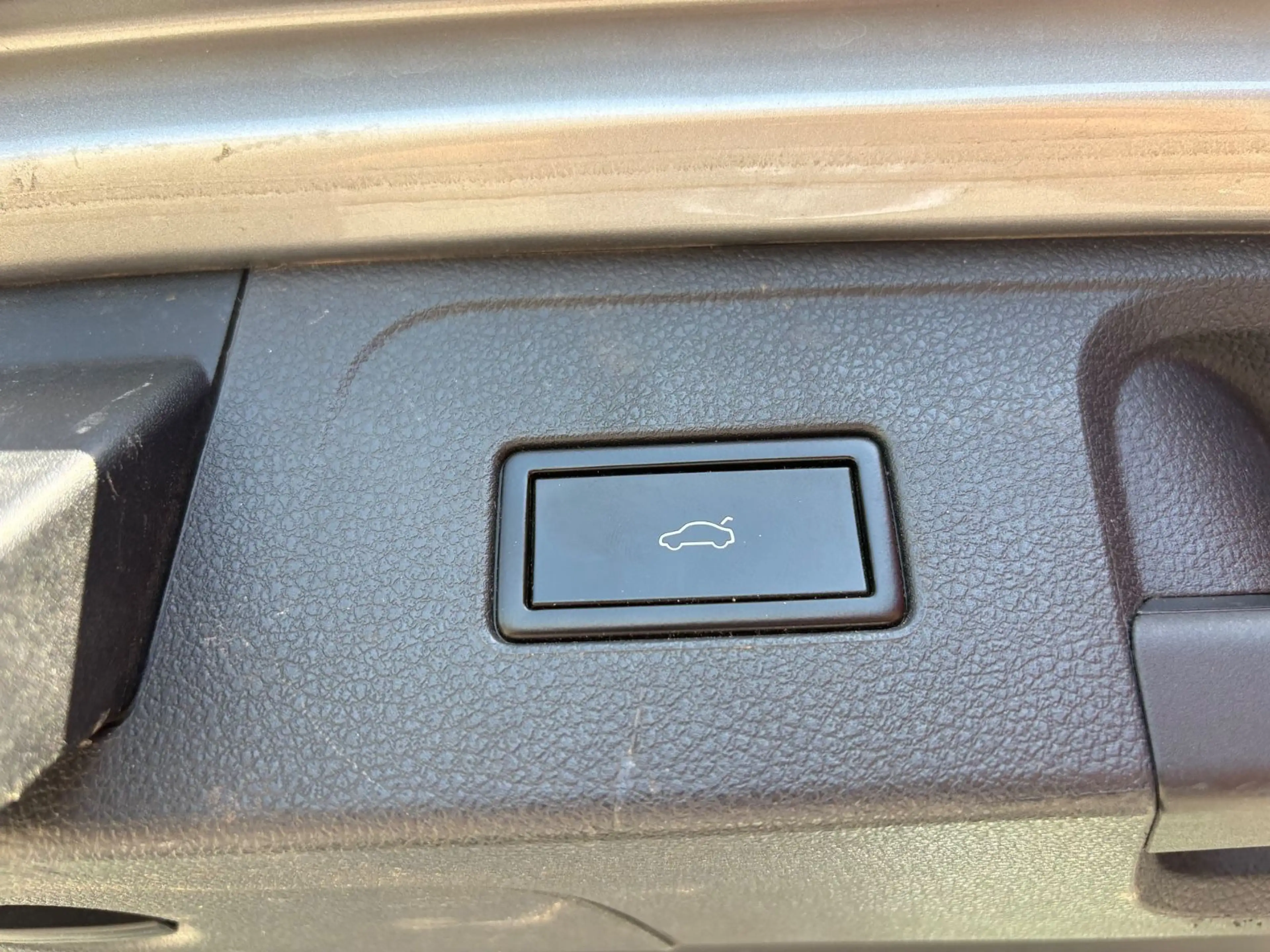 Volkswagen Passat Variant Passat 2.0 TDI 2Hand Navi Tüv ist Neu ACC AHK — photo 7