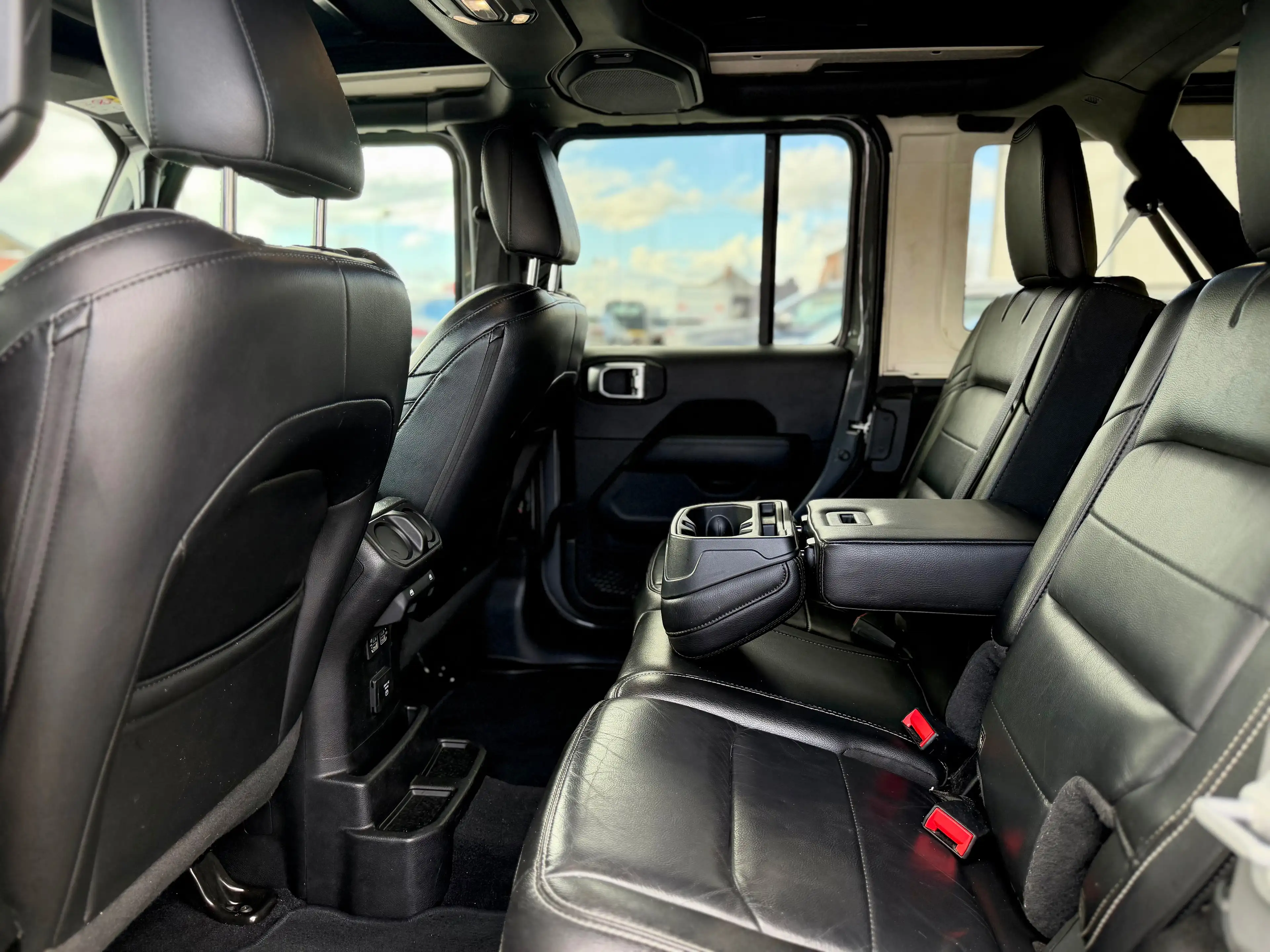 Jeep Wrangler Wrangler 2.2 MultiJet II Sahara — photo 15