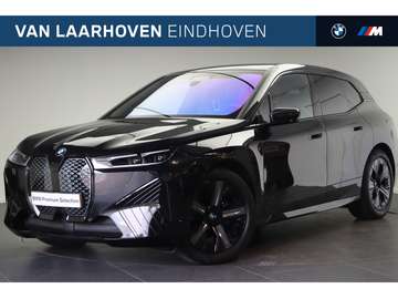 xDrive40 High Executive / Sportpakket / Panoramada