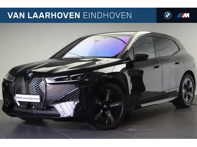 BMW iX xDrive40 High Executive / Sportpakket / Panoramada