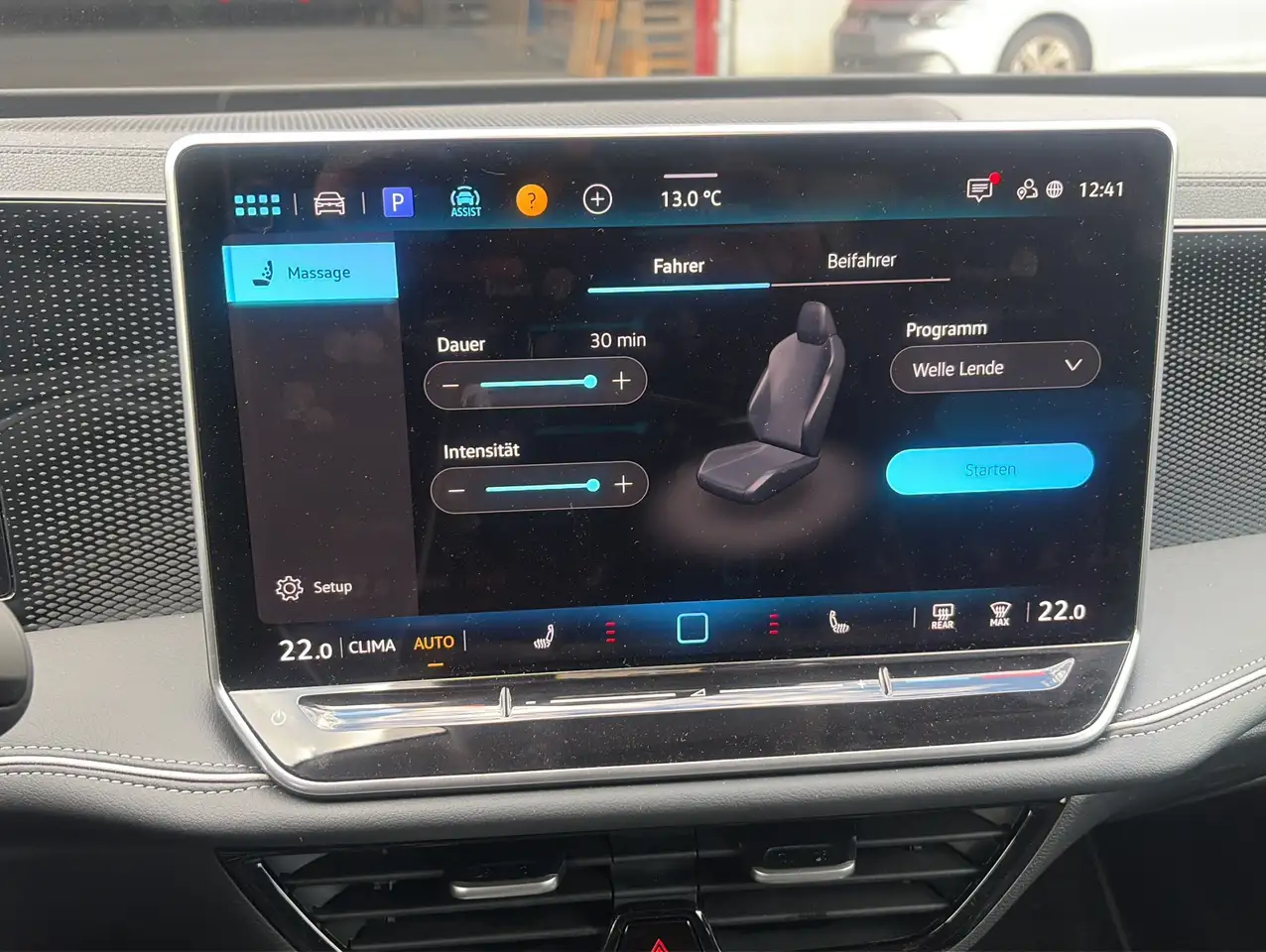 Volkswagen Passat Variant 1.5 eTSI MHEV DSG*Massage*KeyGo*Navi*LED 14