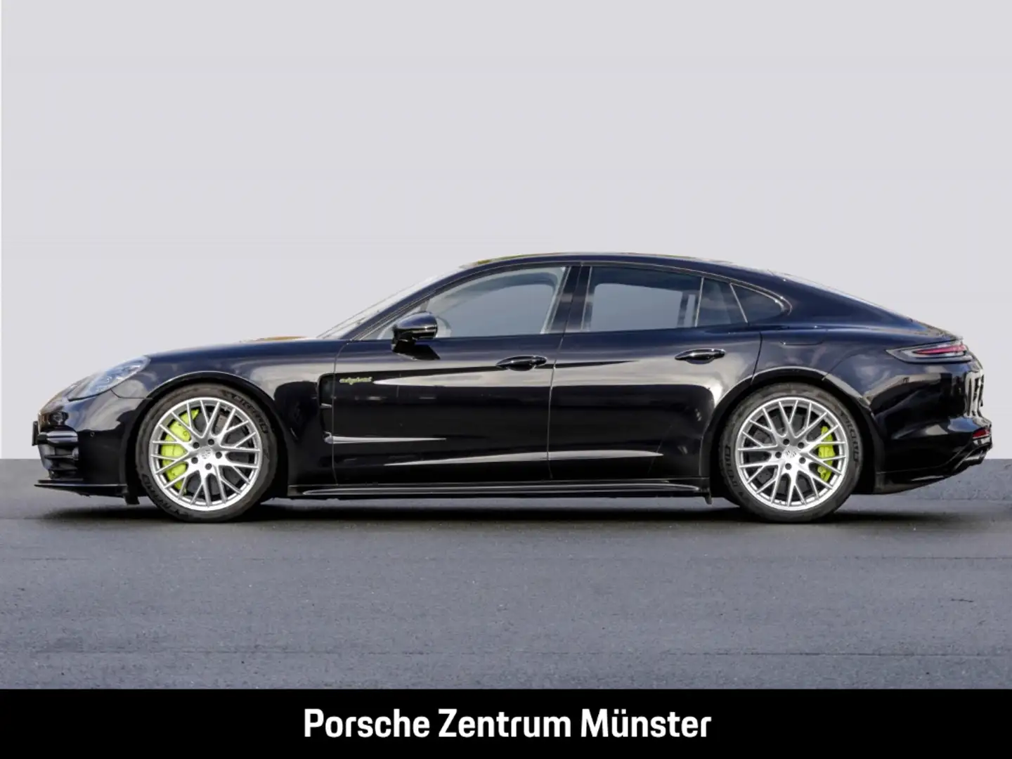 Porsche Panamera Turbo S E-Hybrid HA-Lenkung InnoDrive Noir - 2