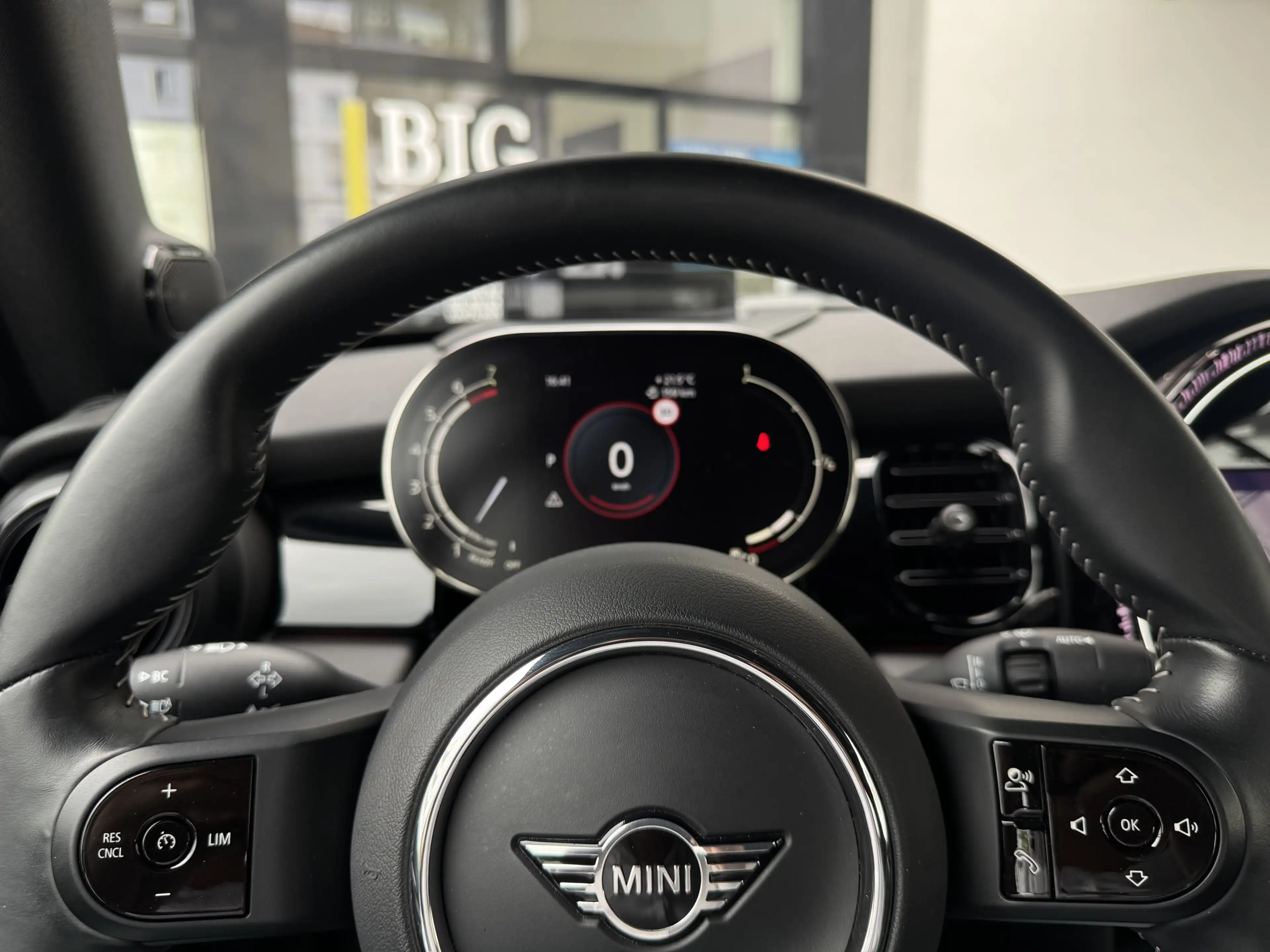 MINI Cooper Cabrio Cooper Cabrio JCW Trim DA PA RFK LED HuD H/K Shz — photo 13