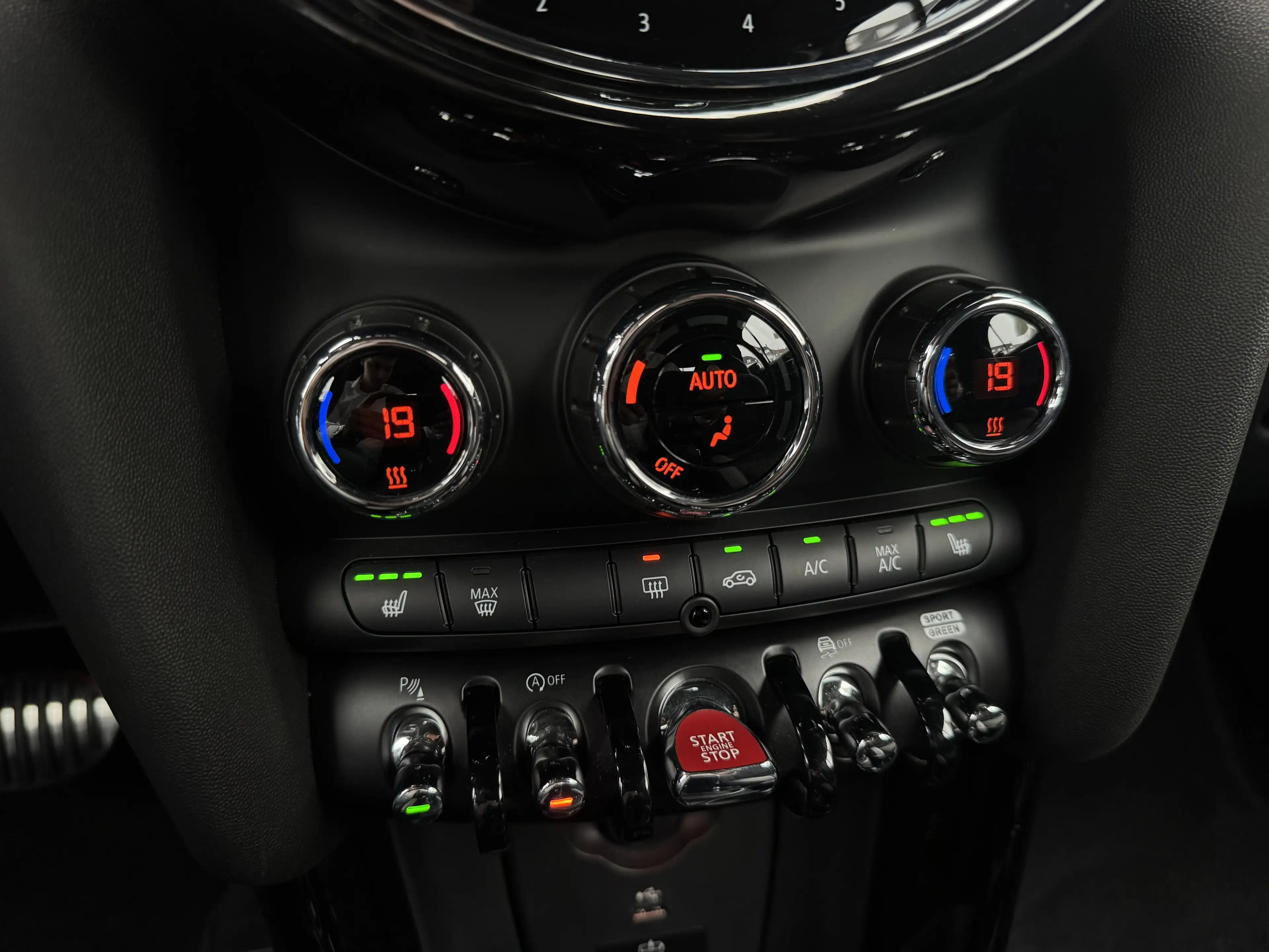 MINI Cooper Cabrio Cooper Cabrio JCW Trim DA PA RFK LED HuD H/K Shz — photo 10